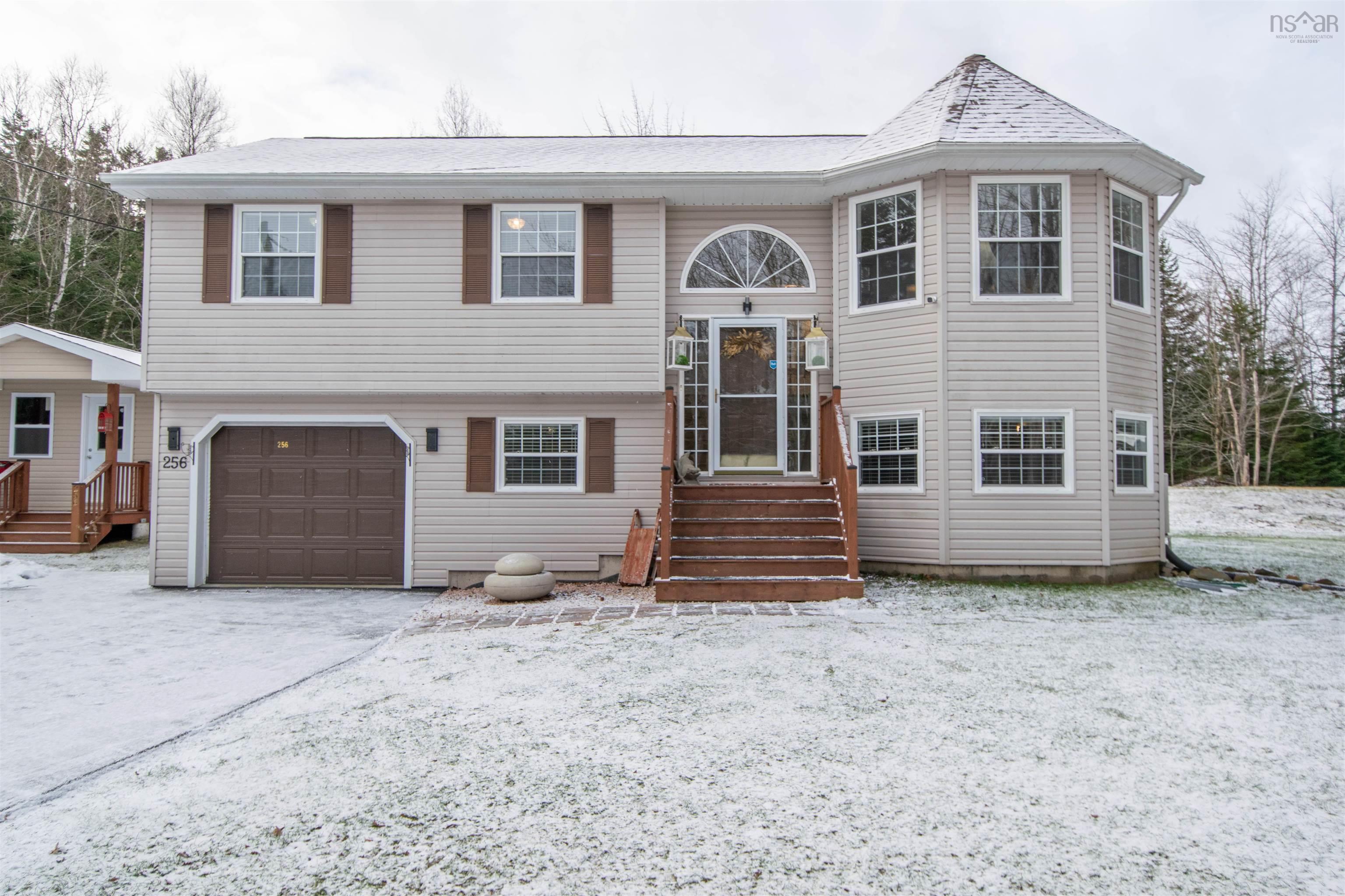 256 Rhodora Drive, Middle Sackville NS B4E 3H5 - MLS 202500223