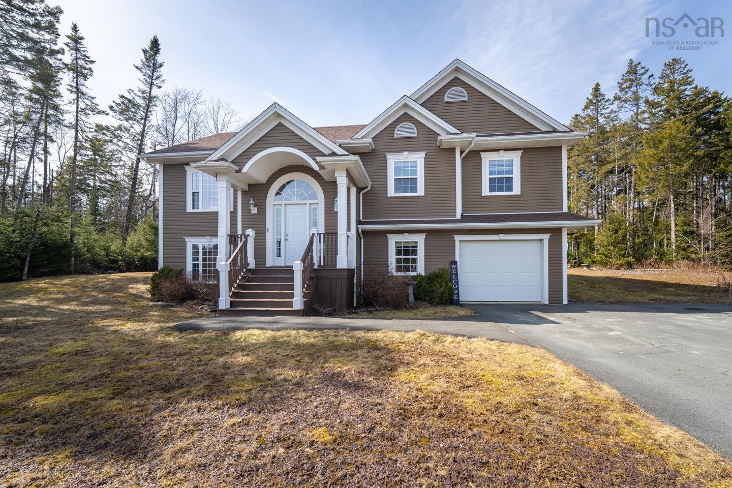 172 Henry Avenue, Fall River NS B2T 0C3 - MLS 202505401
