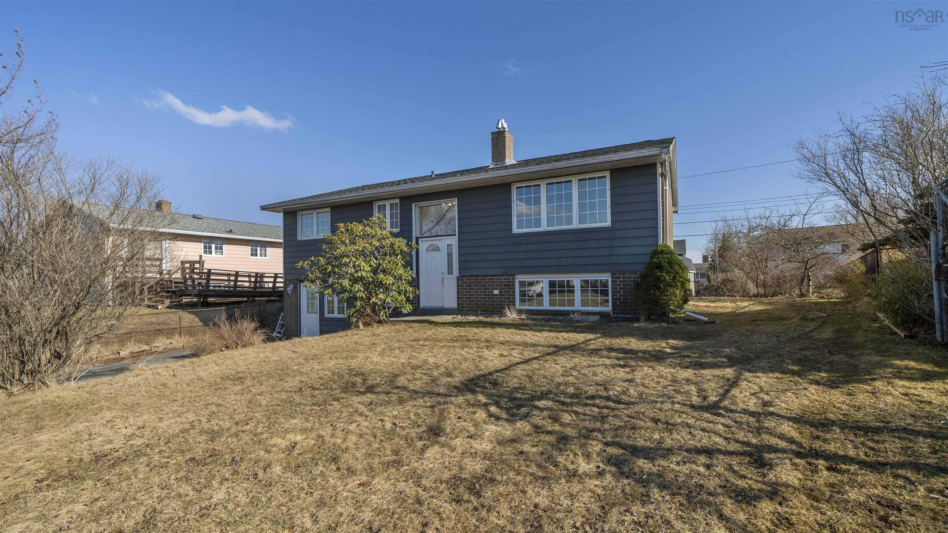4 Briarlynn Crescent, Cole Harbour NS B2V 1K6 - MLS 202506113