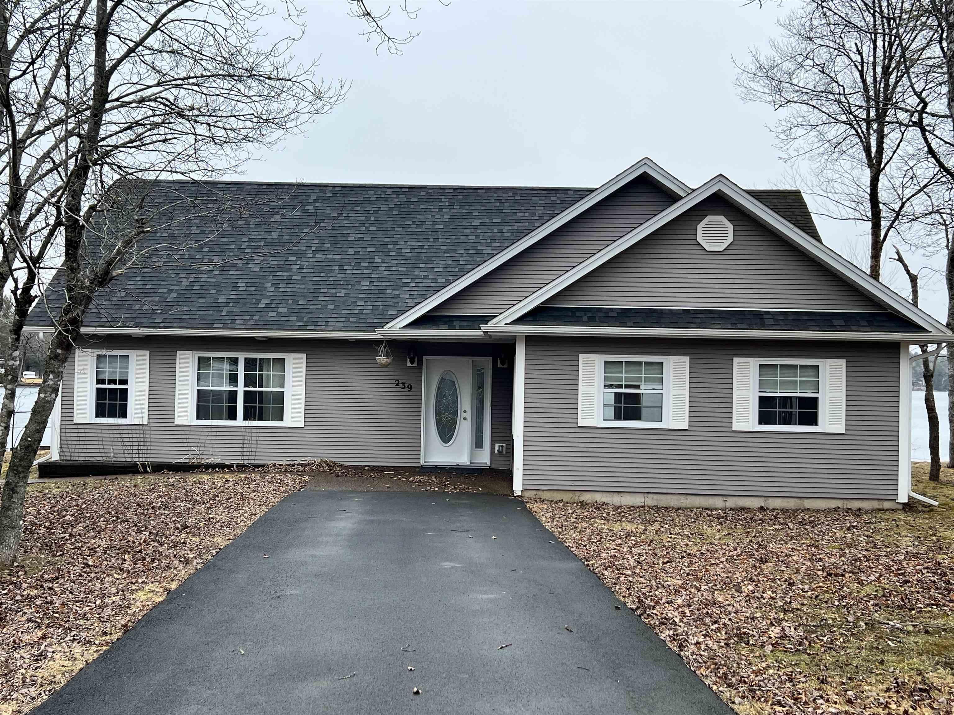 239 Lakeview Avenue, Middle Sackville NS B4E 3B6 - MLS 202506563