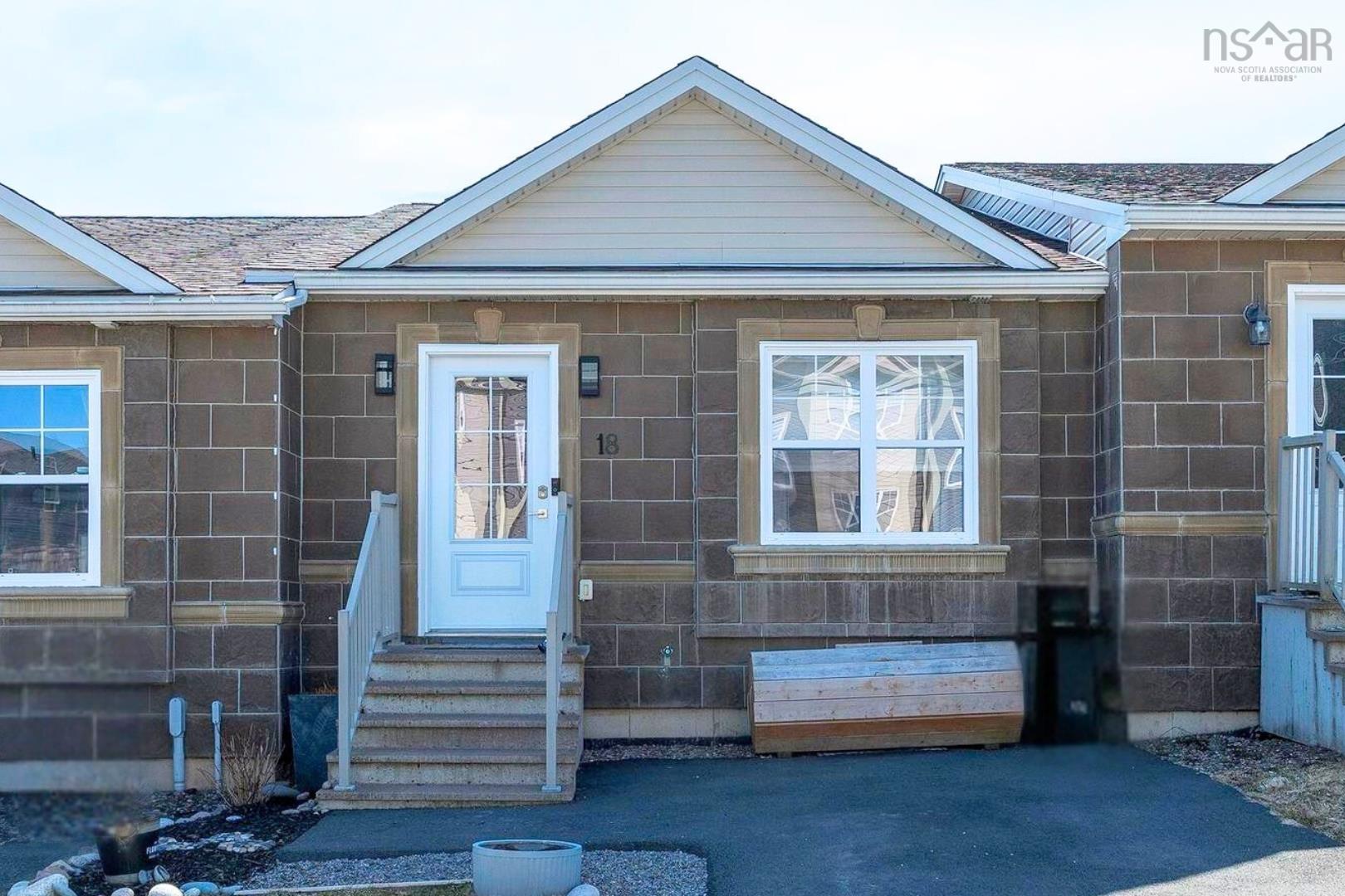 18 Fescue Court, Middle Sackville NS - MLS<sup>®</sup>: # 202506703