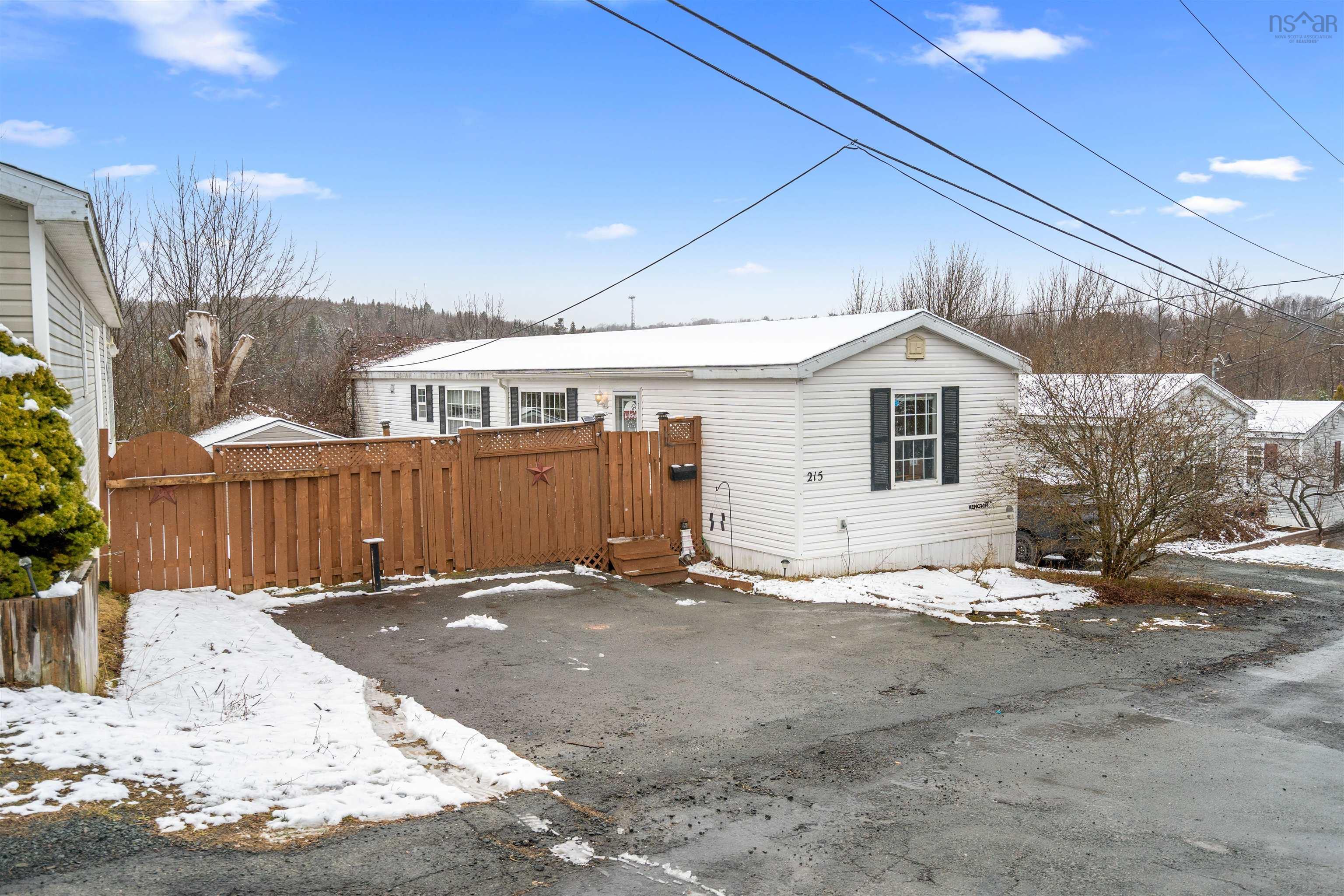215 Parklane Drive, Lower Sackville NS B4C 3E9 - MLS 202506809