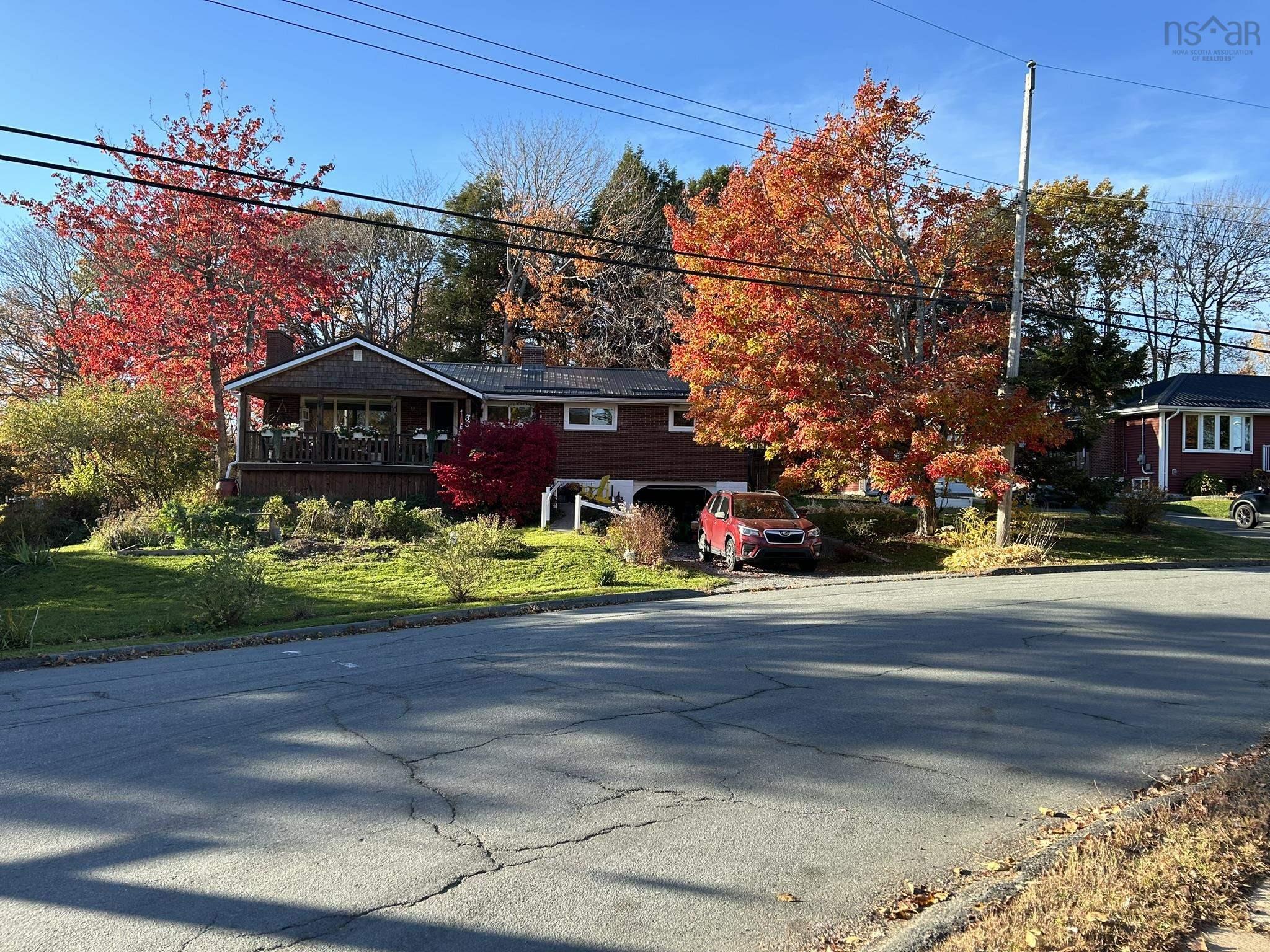 33 Pinehill Drive, Lower Sackville NS B4C 1P1 - MLS 202507000