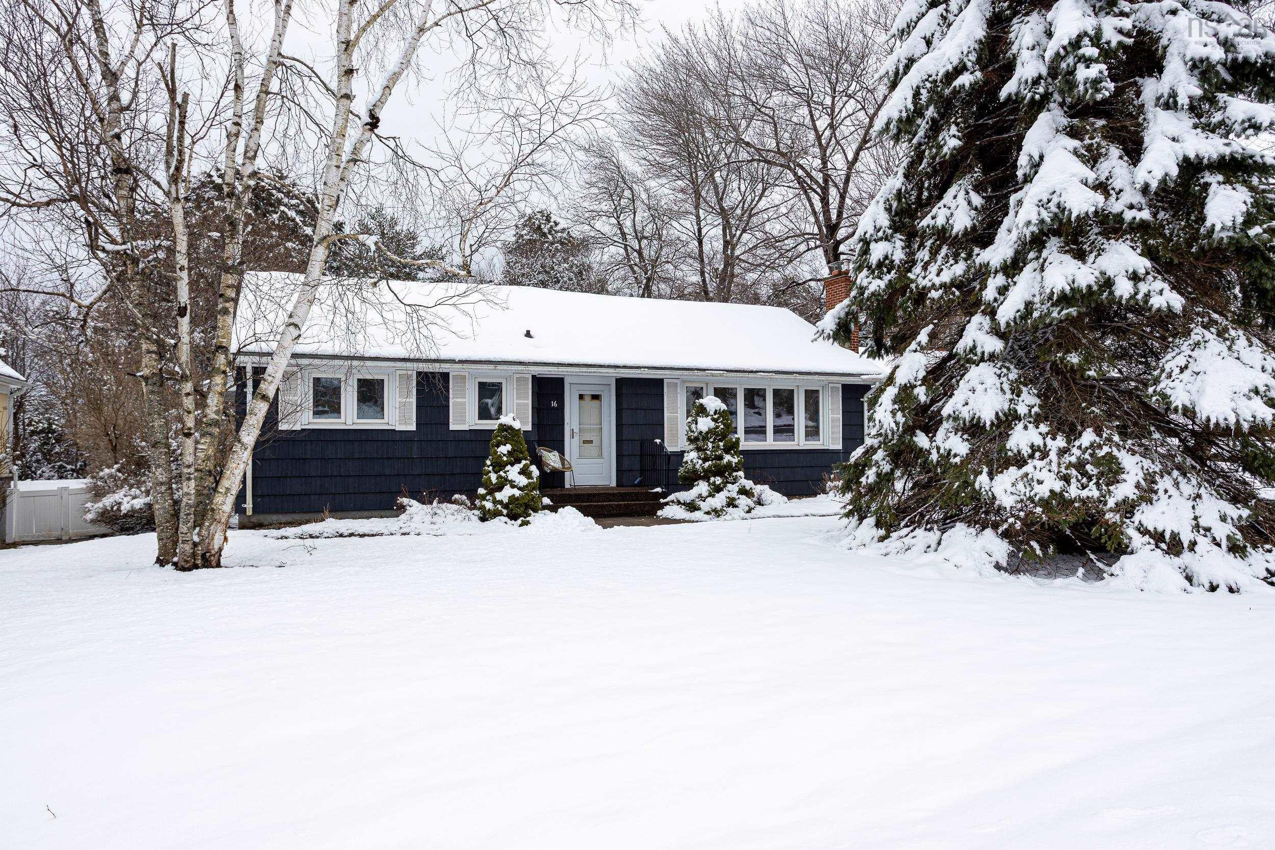 16 Grosvenor Road, Halifax NS - MLS<sup>®</sup>: # 202507379
