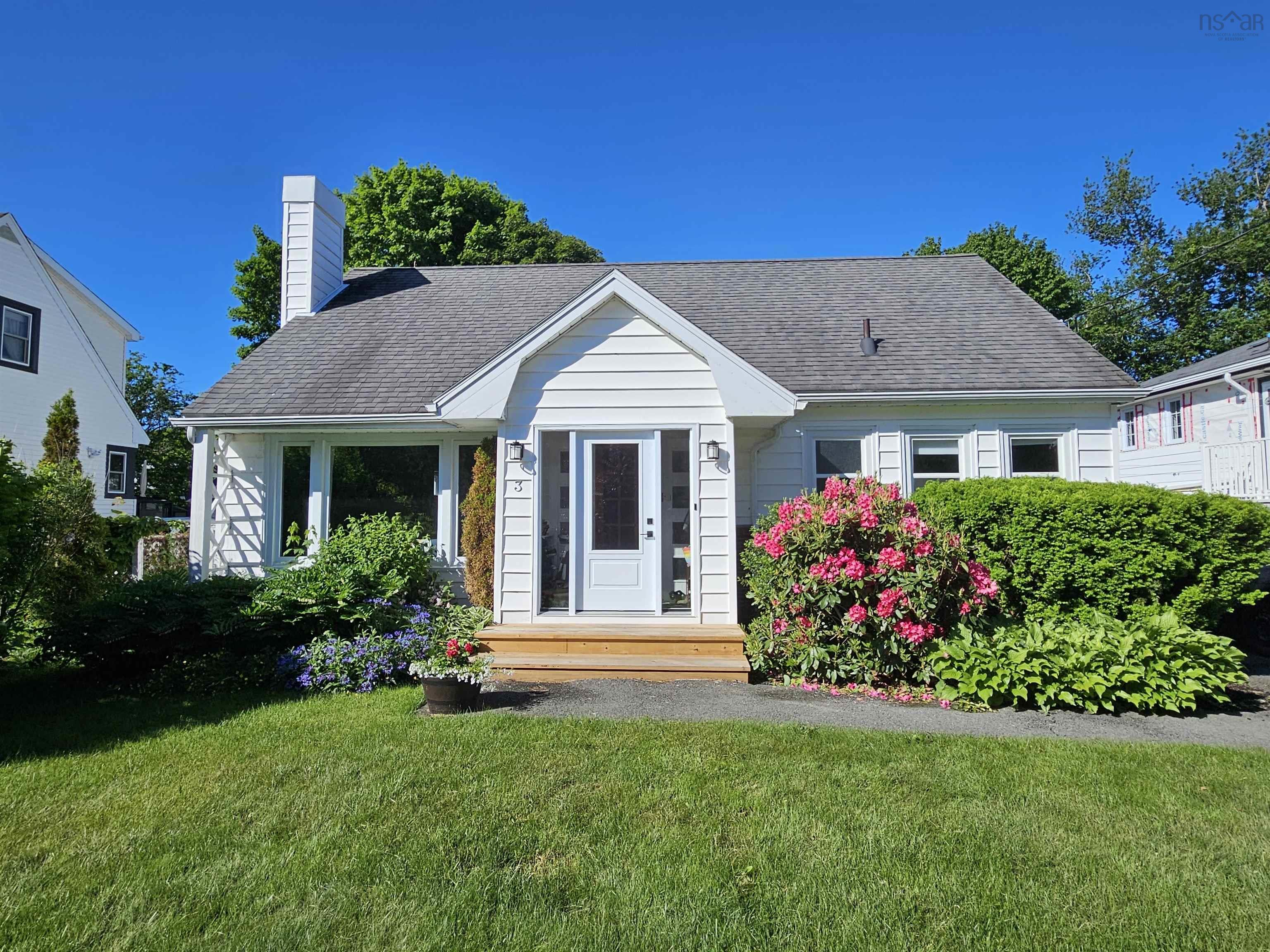 3 Lawnsdale Drive, Dartmouth NS B3A 2N1 - MLS 202507571