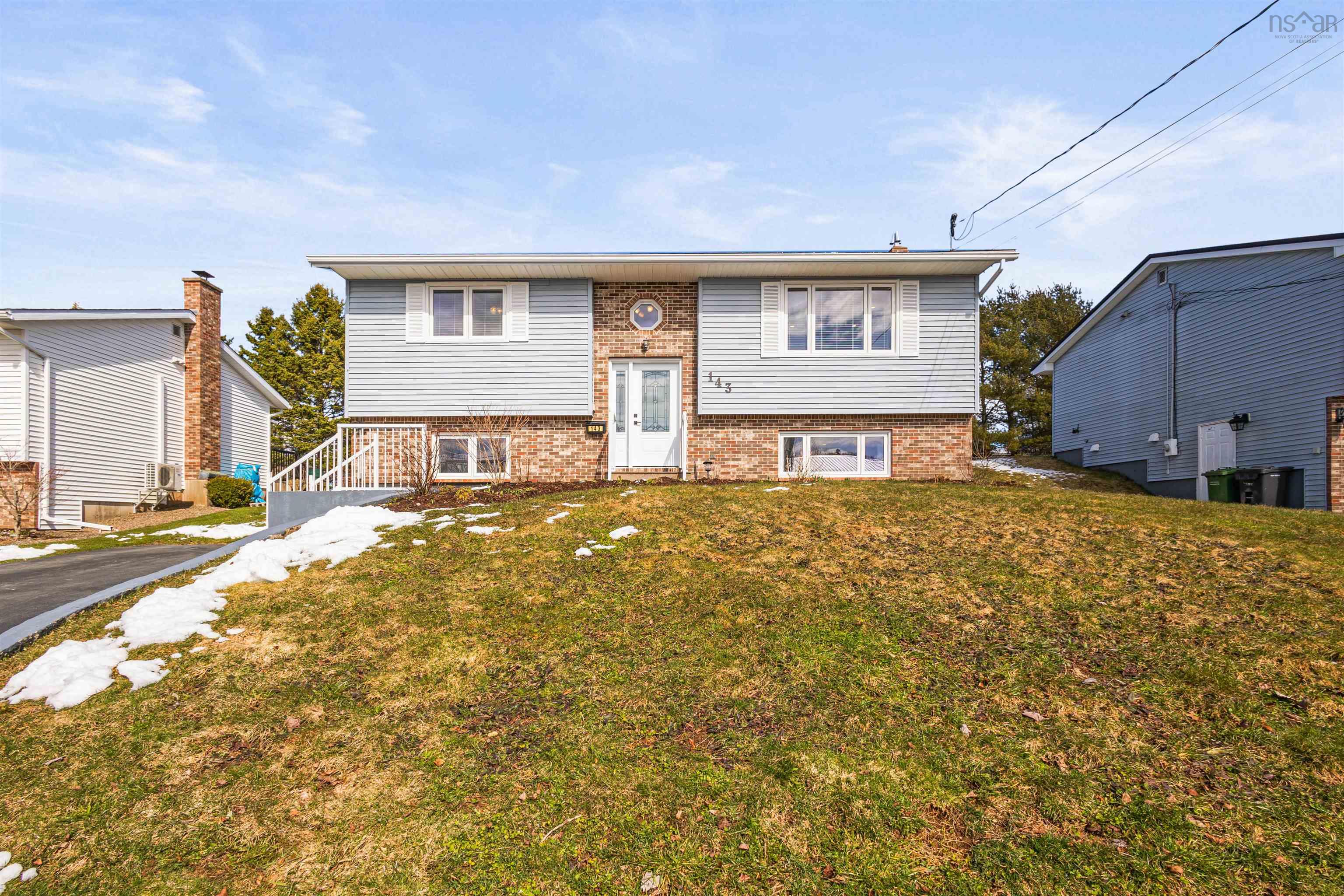 143 Churchill Downs Circle, Lower Sackville NS B4E 2J5 - MLS 202507853