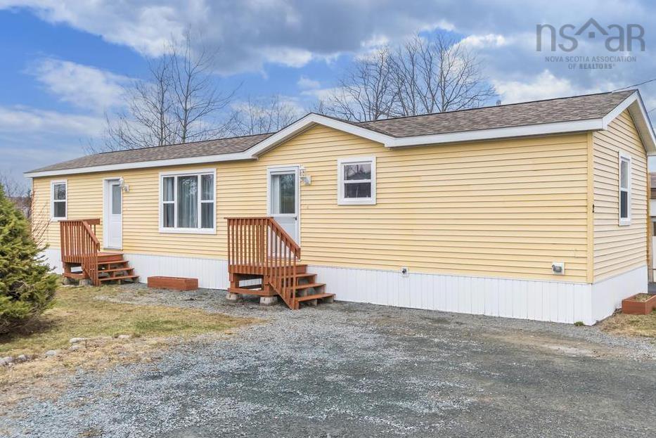 2 Sharon Drive, Middle Sackville NS B4E 1E3 - MLS 202508507