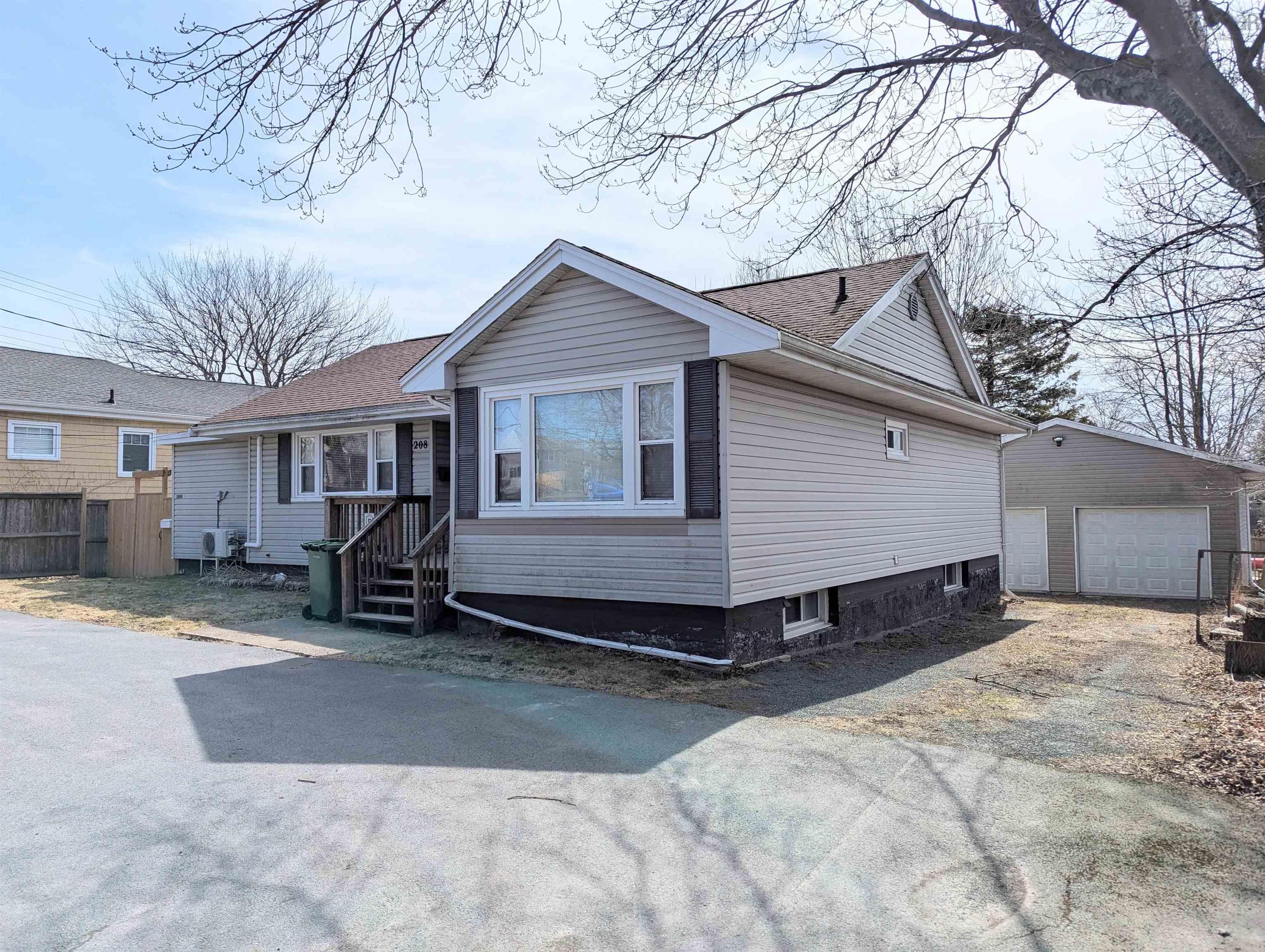 208 Main Street, Dartmouth NS B2X 1S5 - MLS 202508588