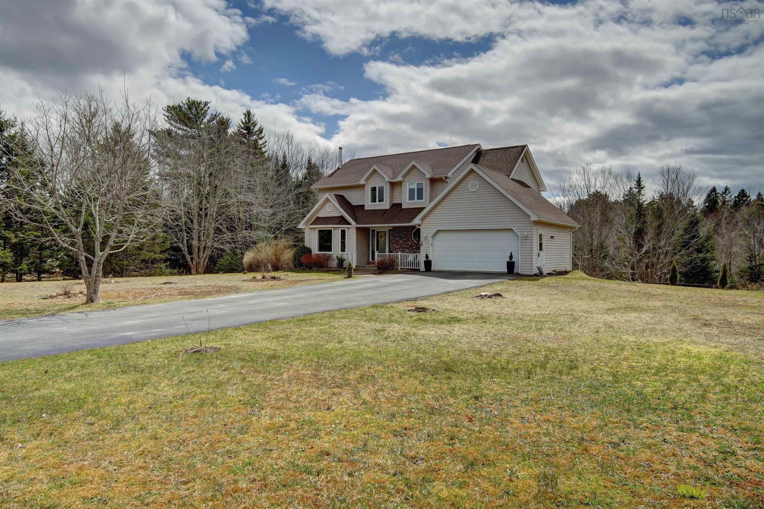 9 Rising Sun Trail, Hammonds Plains NS B3Z 1J6 - MLS 202508779