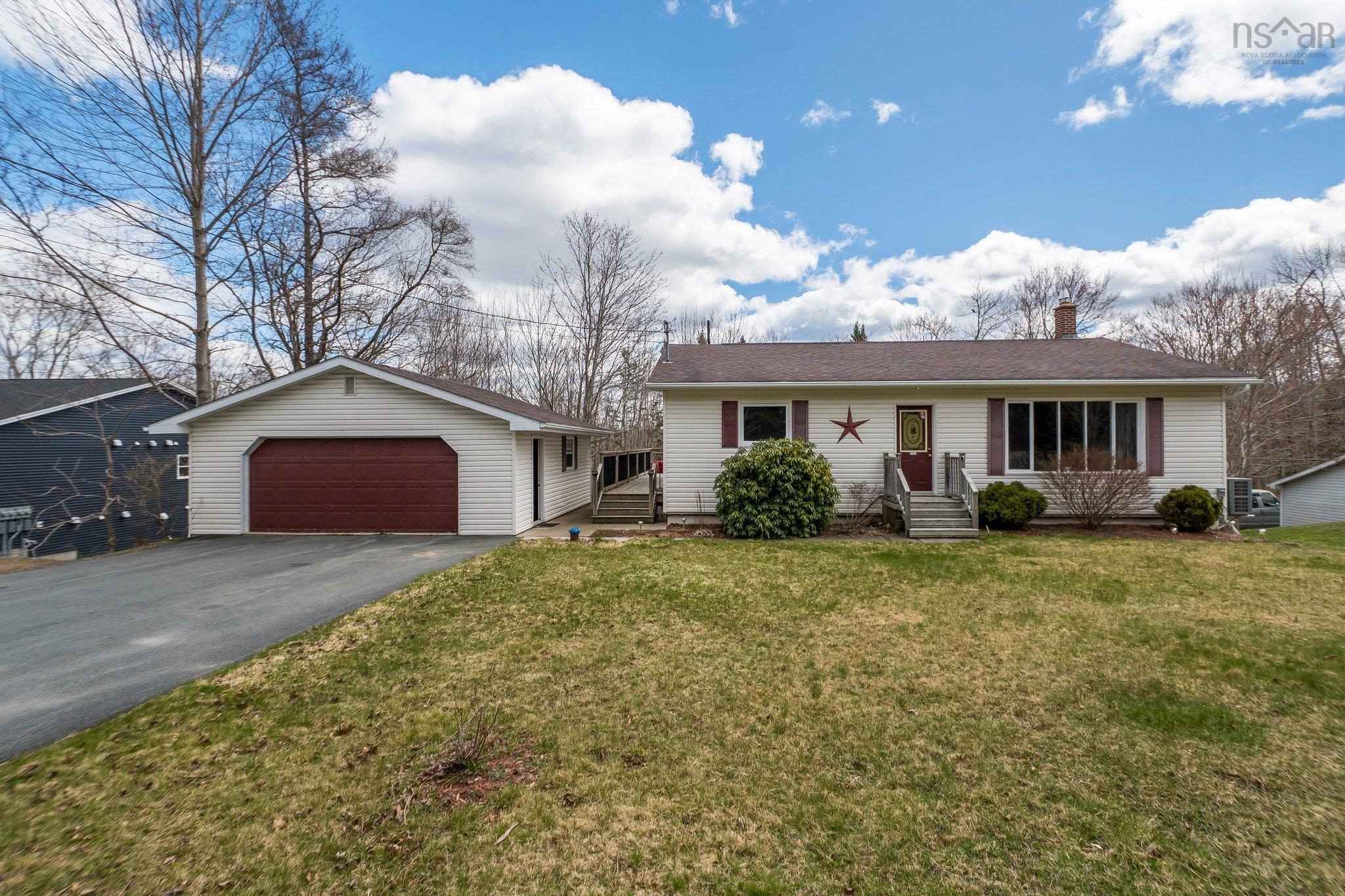 1215 Fall River Road, Fall River NS B2T 1E6 - MLS 202509420