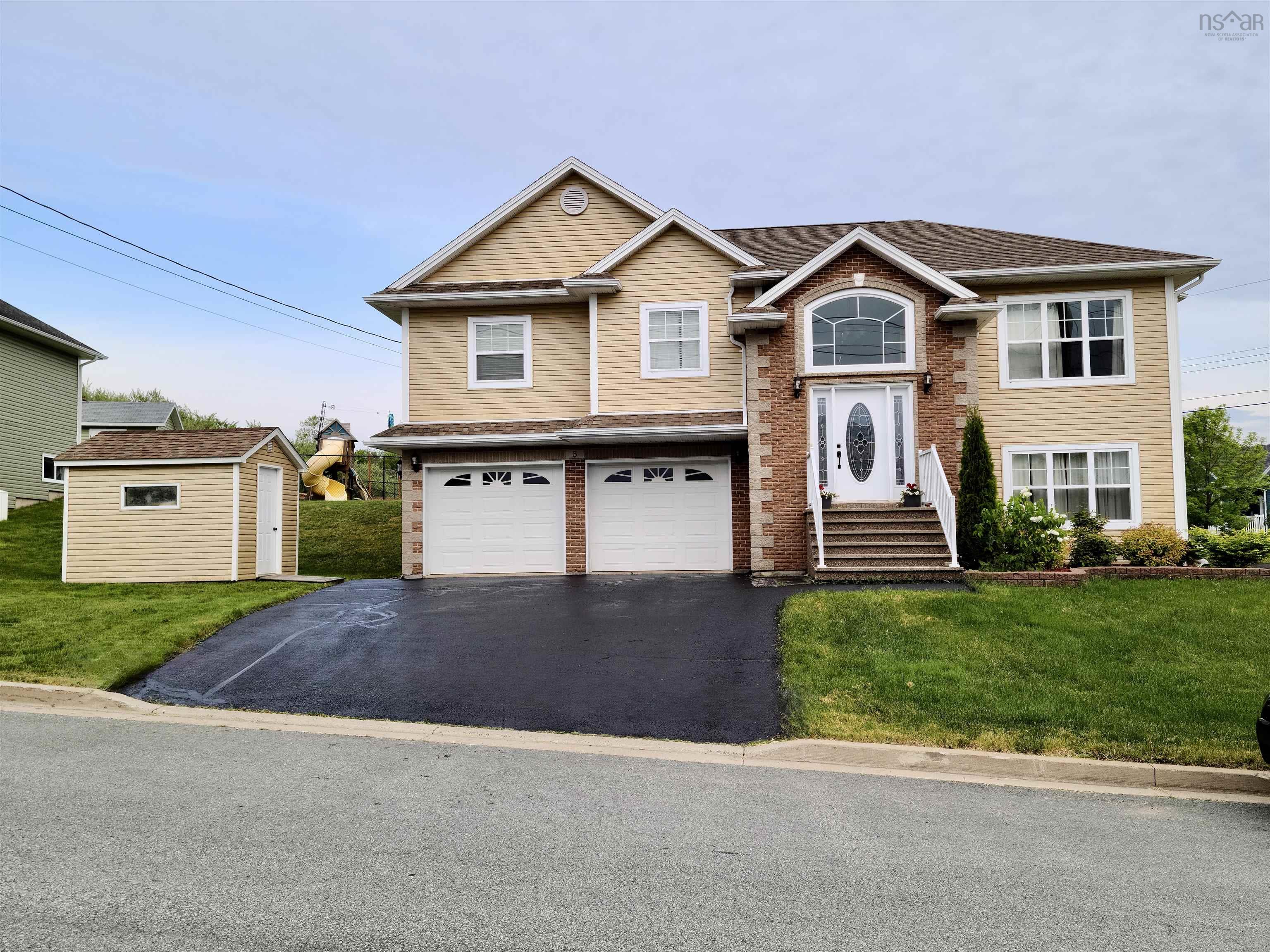 5 Lucy Court, Middle Sackville NS - MLS<sup>®</sup>: # 202509762
