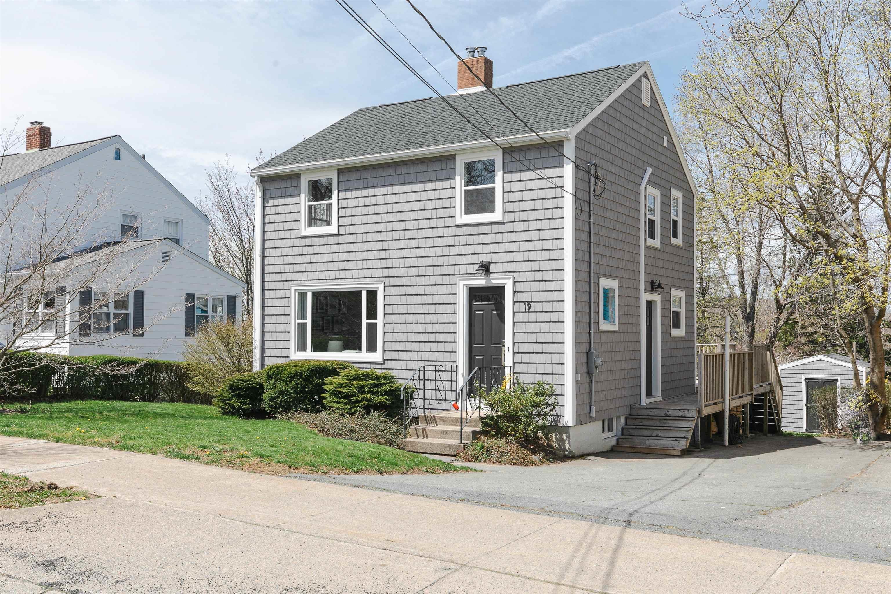 19 Canterbury Street, Dartmouth NS - MLS<sup>®</sup>: # 202510220