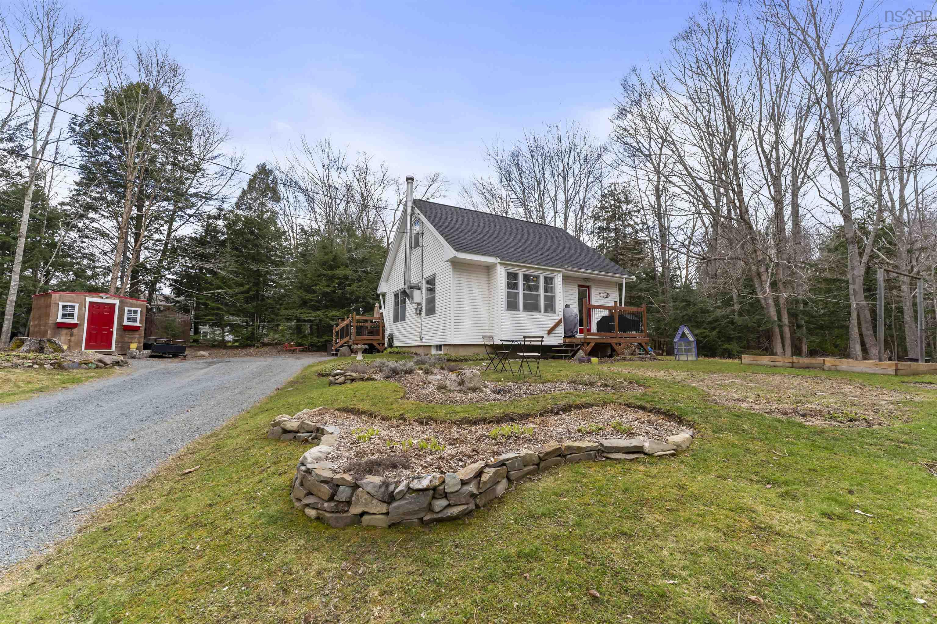 32 Roland Road, Fall River NS B2T 1E6 - MLS 202510556