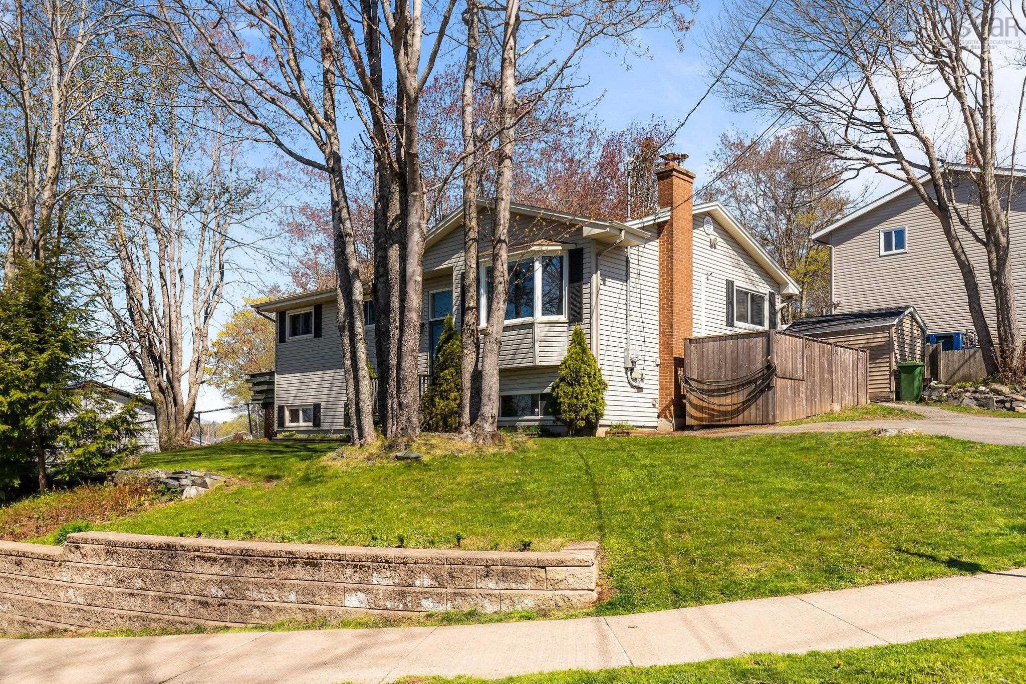 185 Smokey Drive, Lower Sackville NS B4C 3B8 - MLS 202511094