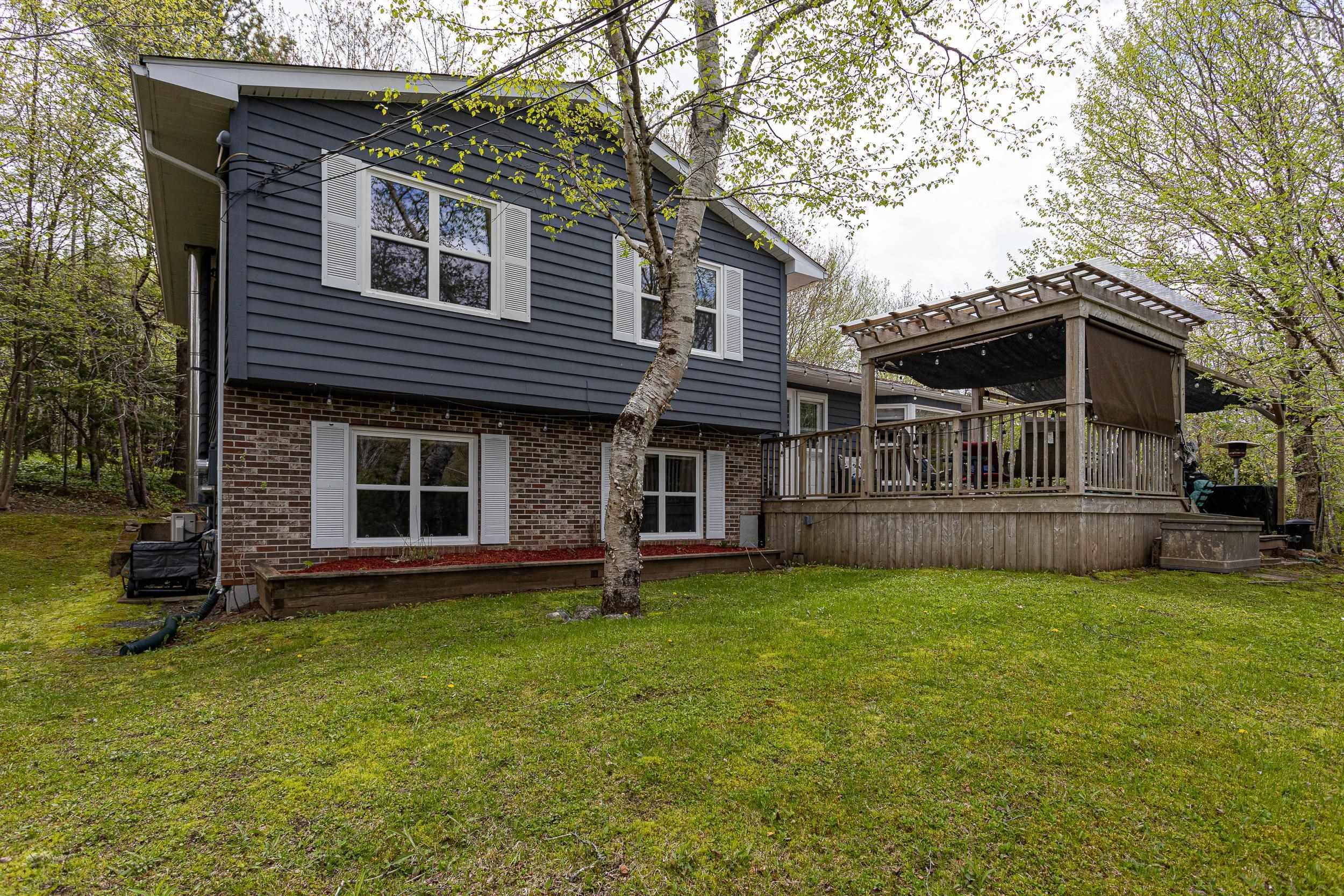21 Stillwater Lake Drive, Stillwater Lake NS B3Z 1H7 - MLS 202511632