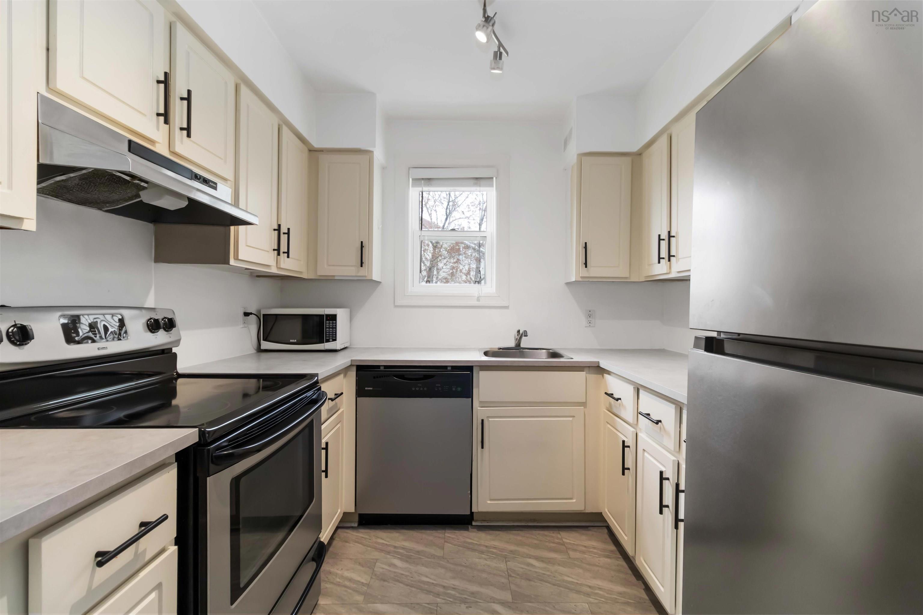 204 182 Farnham Gate Road, Halifax NS B3M 4C4 - MLS 202511883