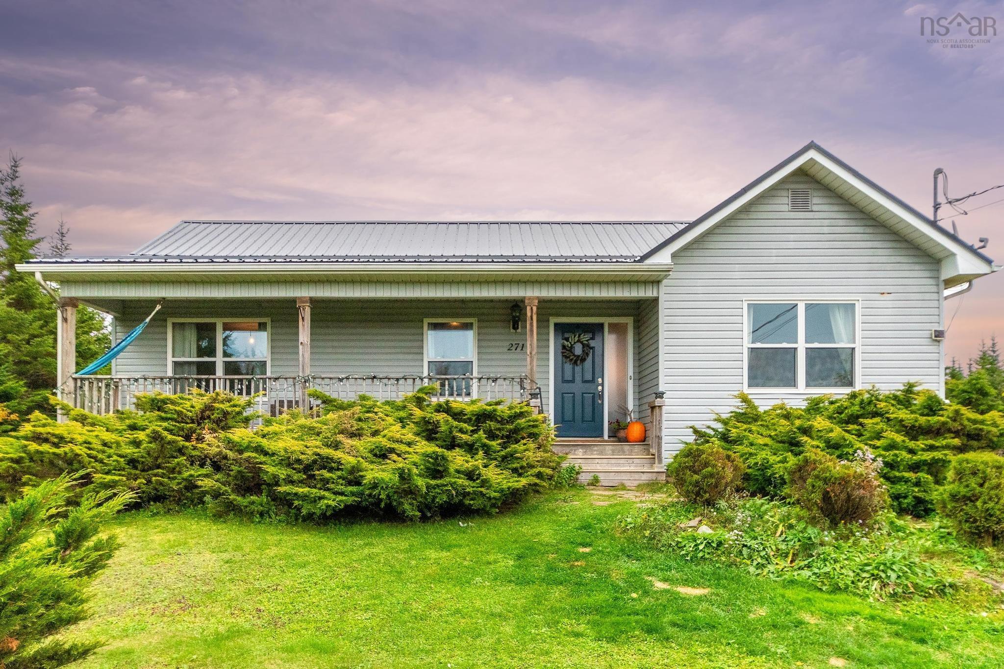 271 Leslie Road, East Lawrencetown NS B2Z 1T4 - MLS 202512218