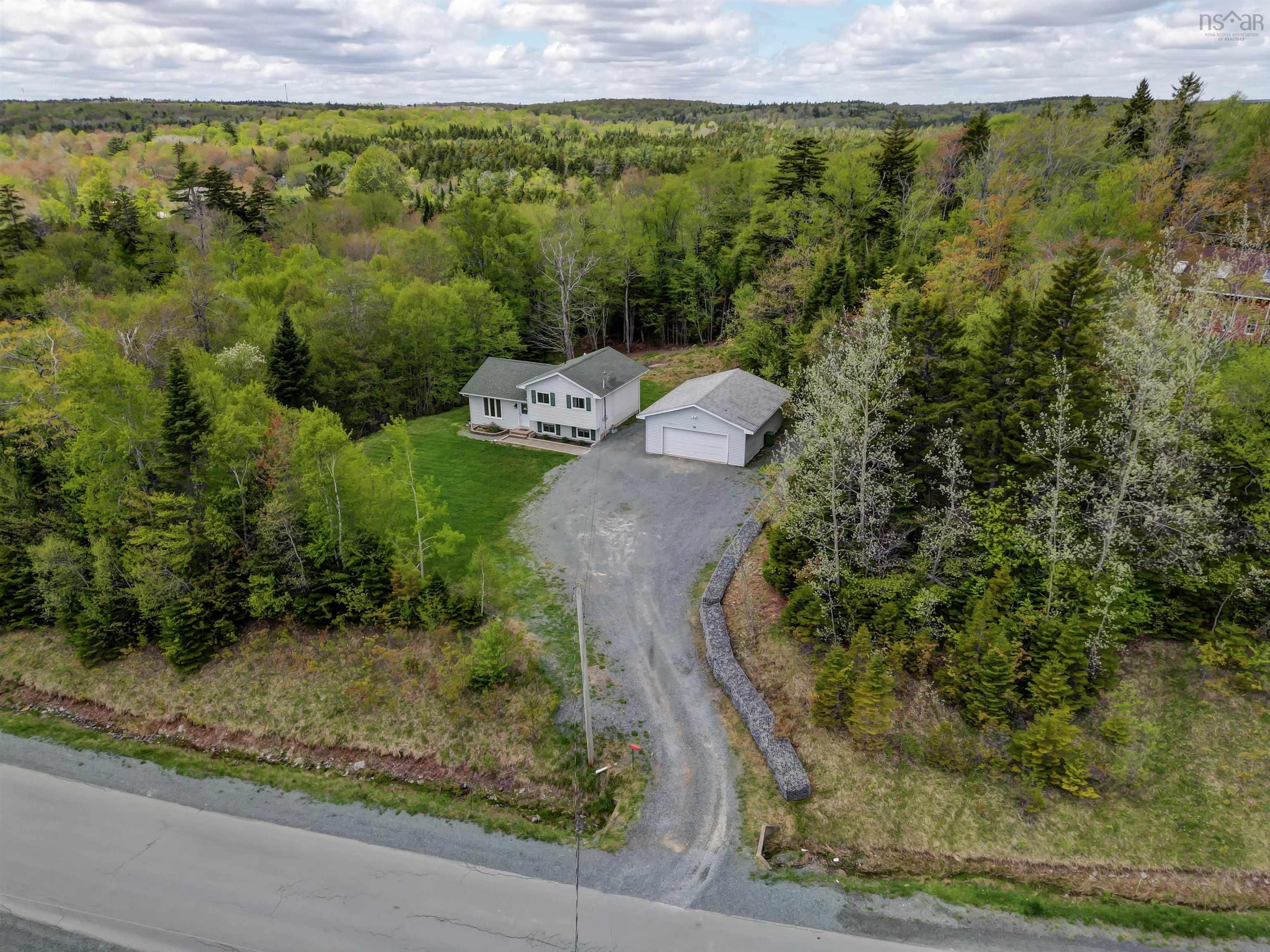 20 Garrard Drive, Middle Sackville NS B4E 3B8 - MLS 202512456