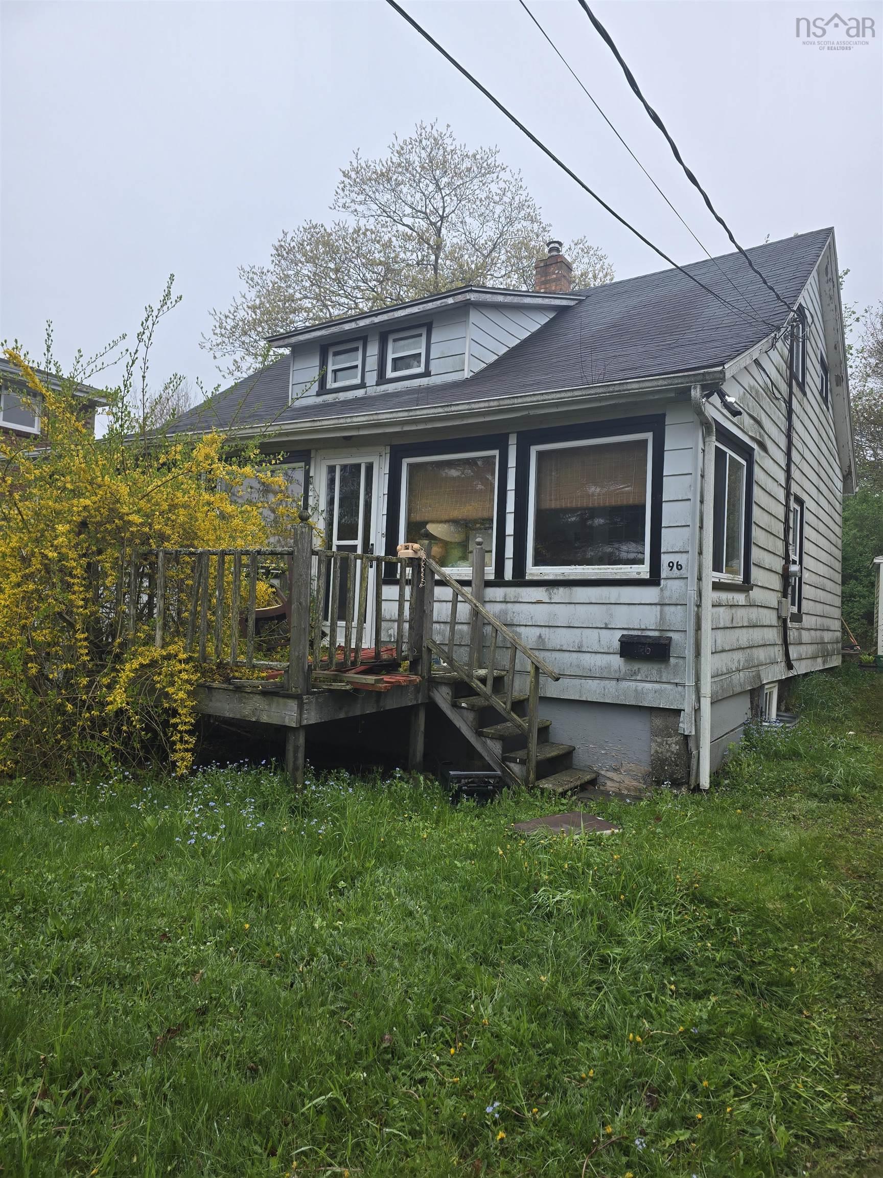 96 Fenwick Street, Dartmouth NS B2Y 2J6 - MLS 202512536