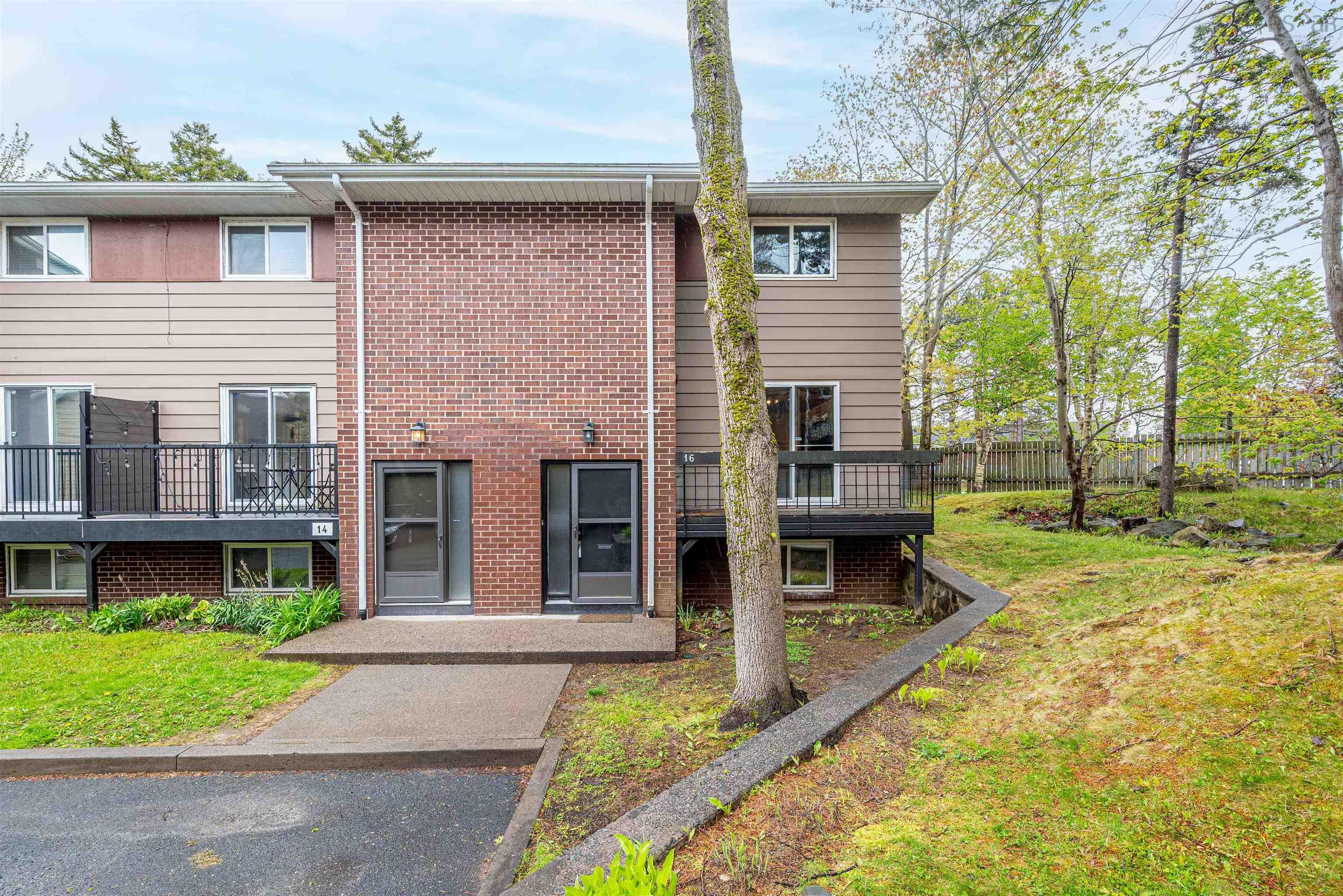 16 Stoneybrook Court, Clayton Park NS B3M 3L1 - MLS 202512839
