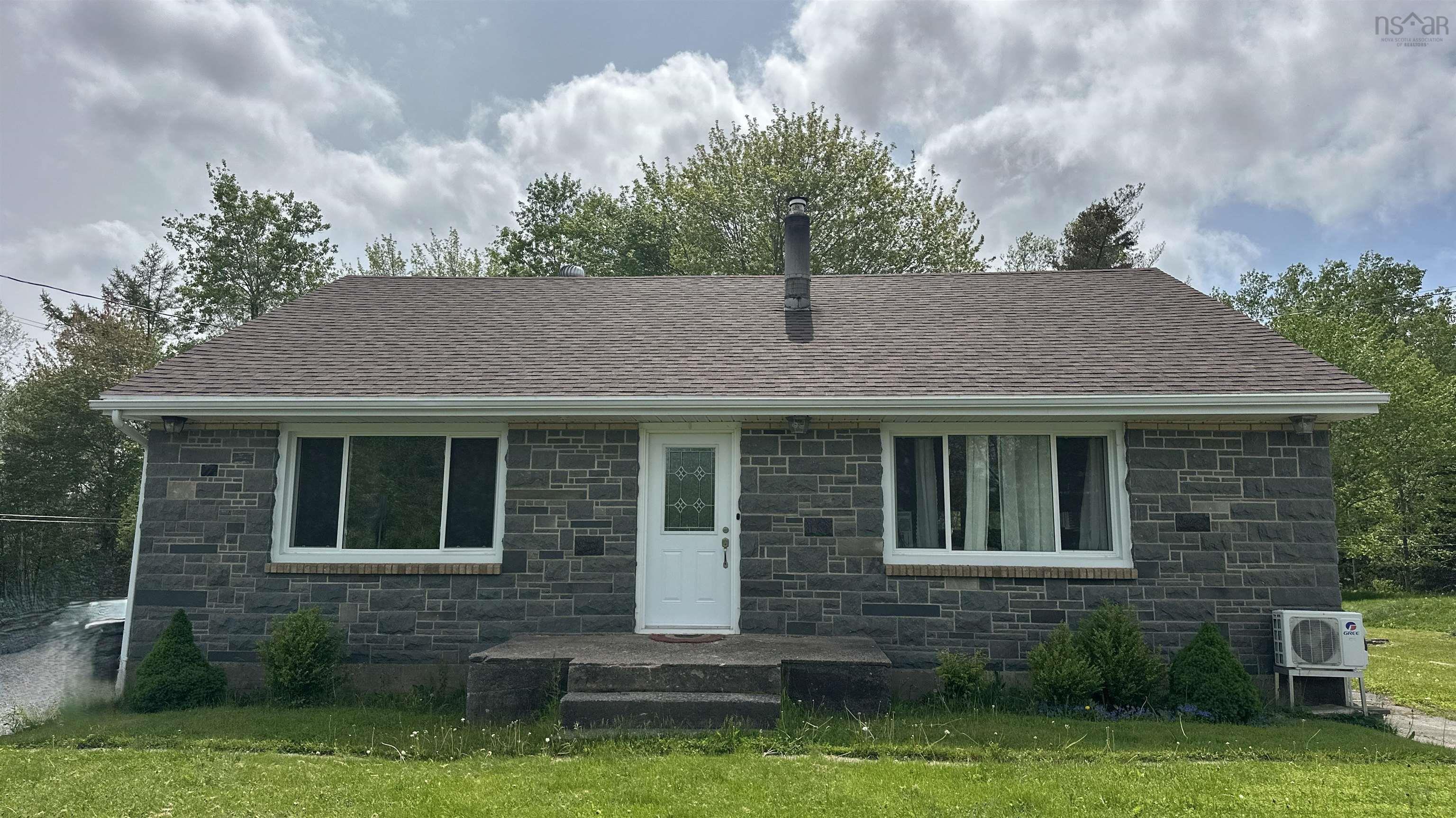 176 277 Highway, Lantz NS B2S 1S8 - MLS 202513295