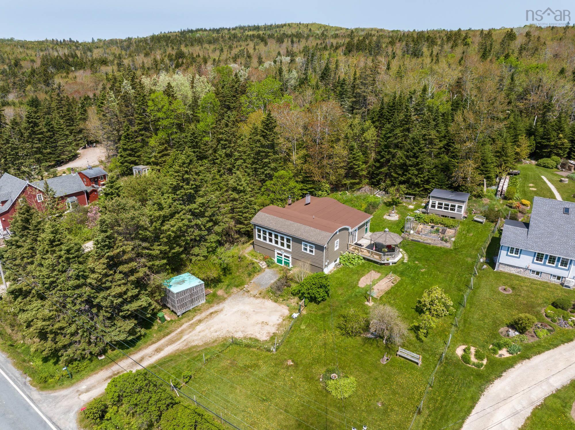 9199 St Margarets Bay Road, Queensland NS B0J 1T0 - MLS 202513813