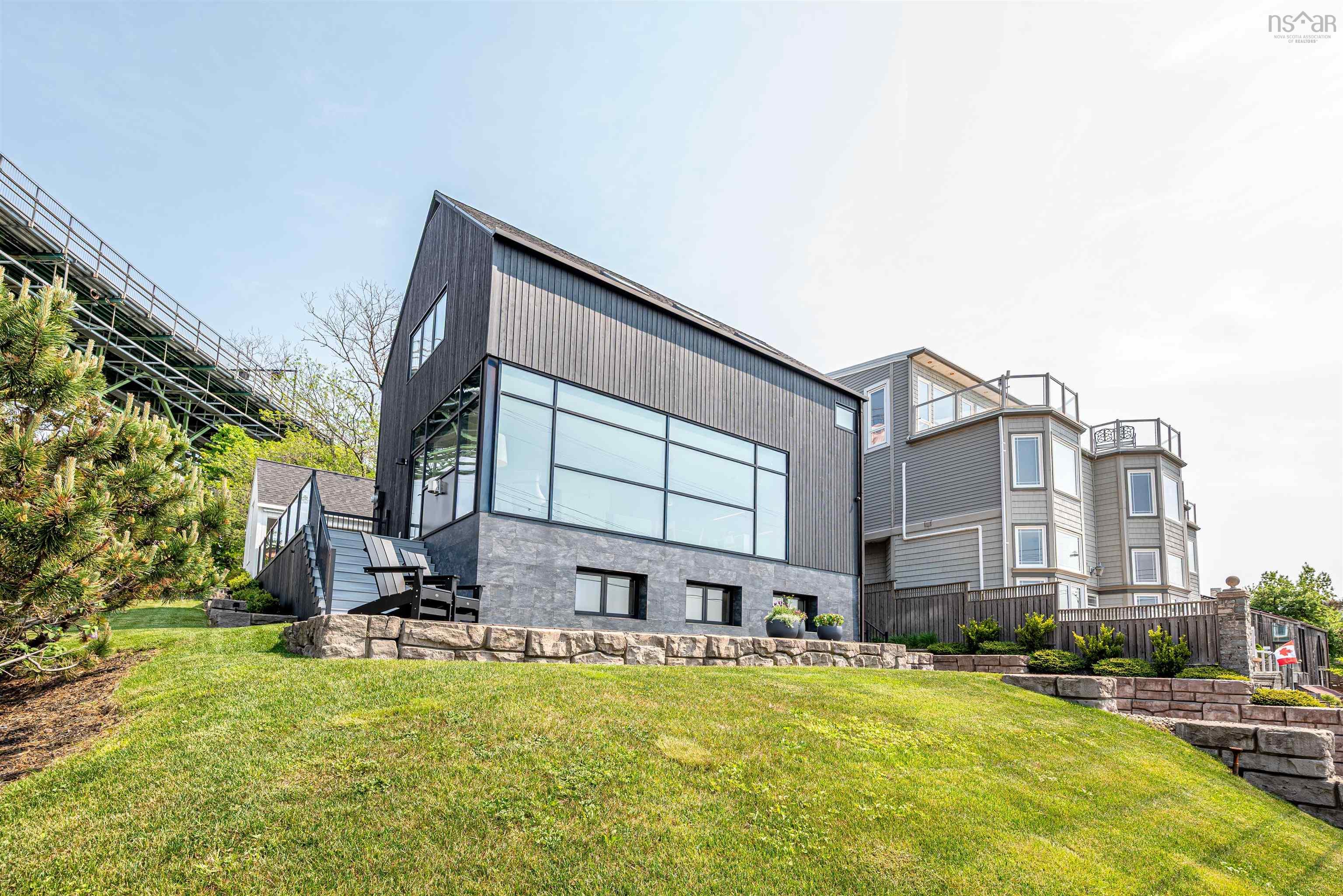 90 Shore Road, Dartmouth NS B4A 1A4 - MLS 202514704