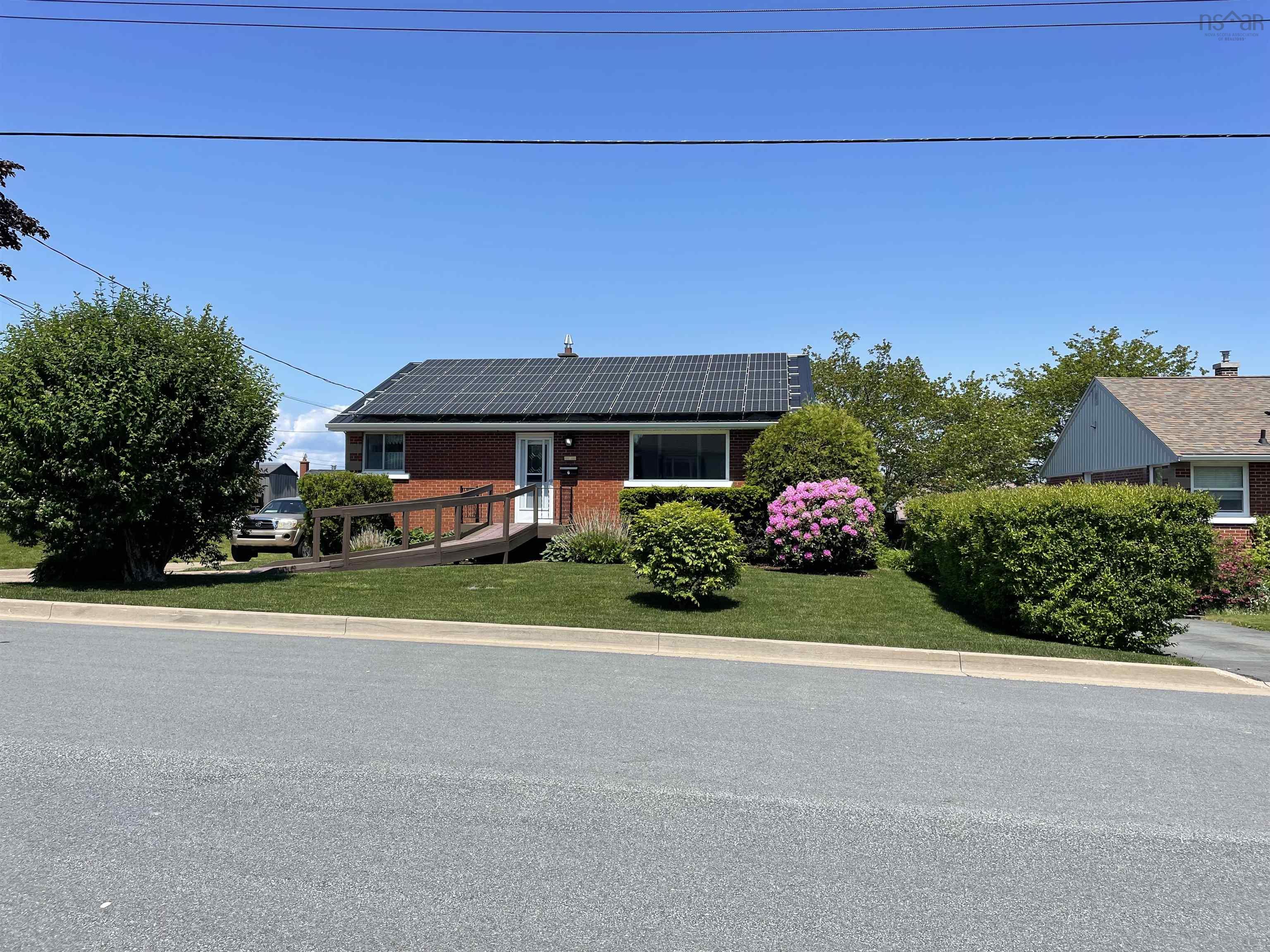 6 Ivylea Crescent, Spryfield NS B2R 2H2 - MLS 202514824