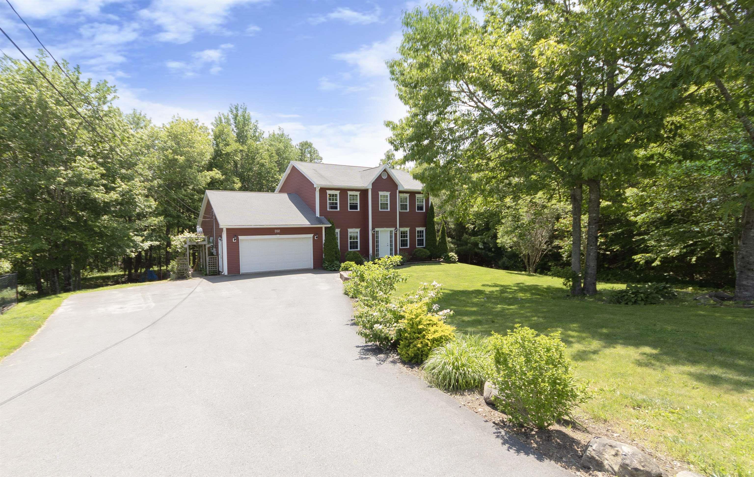 202 Lindforest Court, Sackville NS B4E 3J2 - MLS 202515383