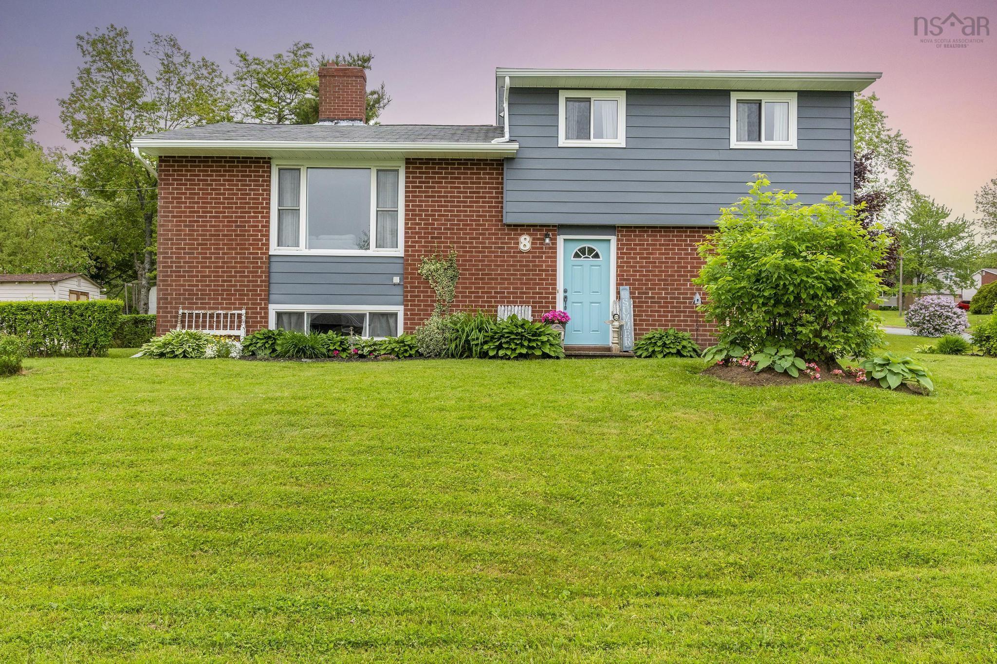 8 Hardisty Court, Cole Harbour NS B2V 1K9 - MLS 202515430