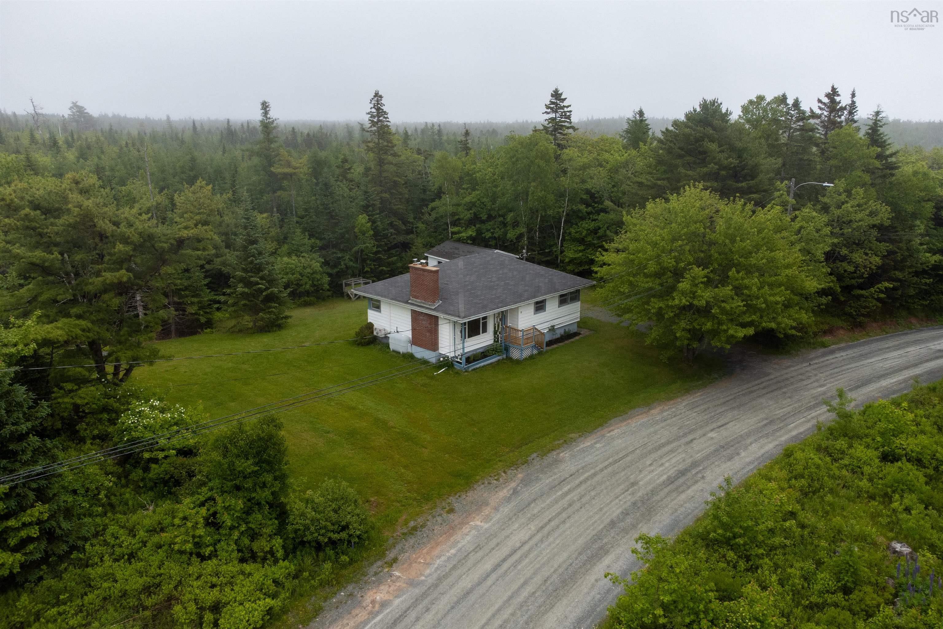 18 Parker Lane E, Porters Lake NS B3E 1E5 - MLS 202515454