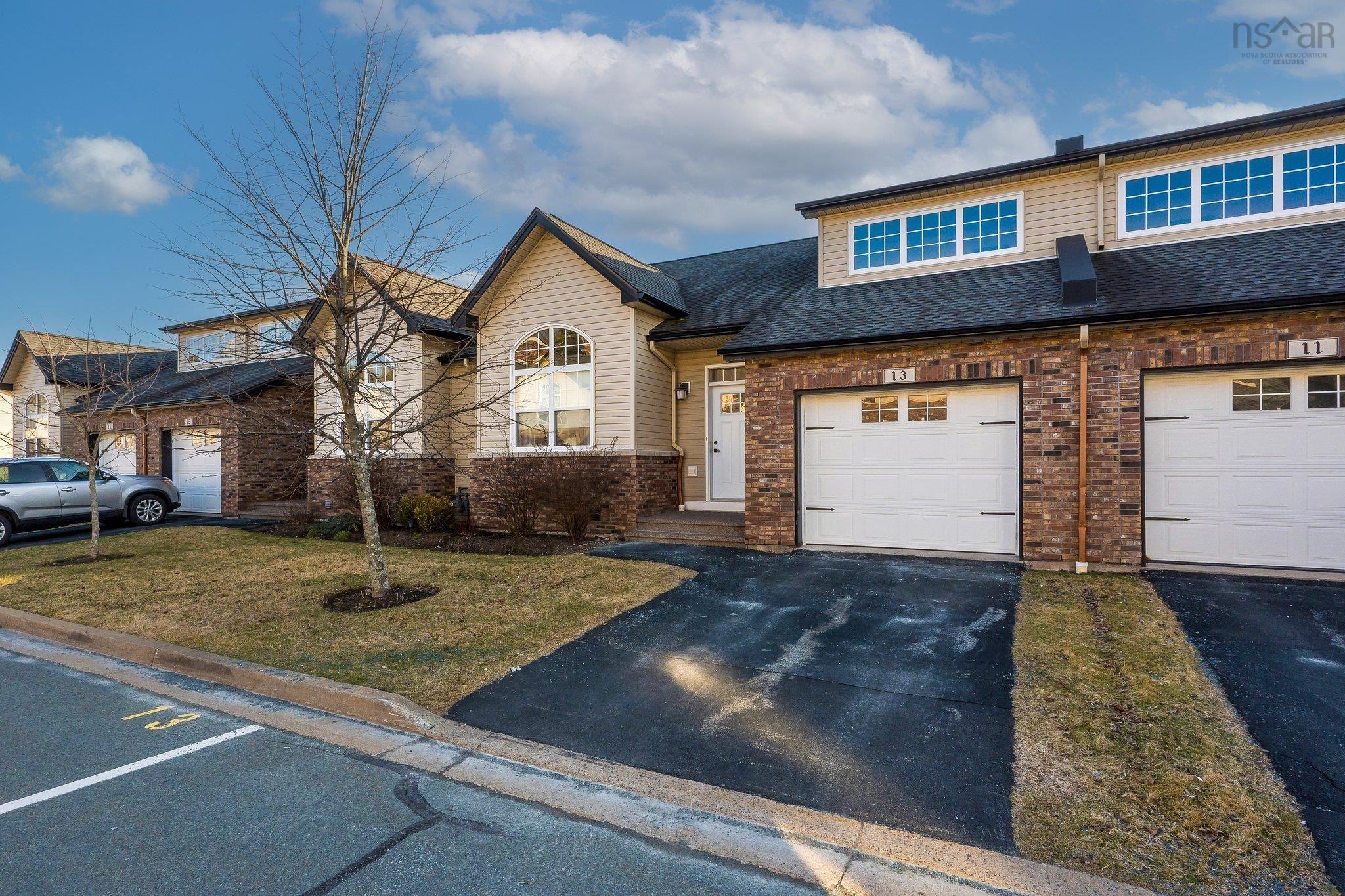 13 Aquavista Lane, Dartmouth NS B2W 0K5 - MLS 202515535