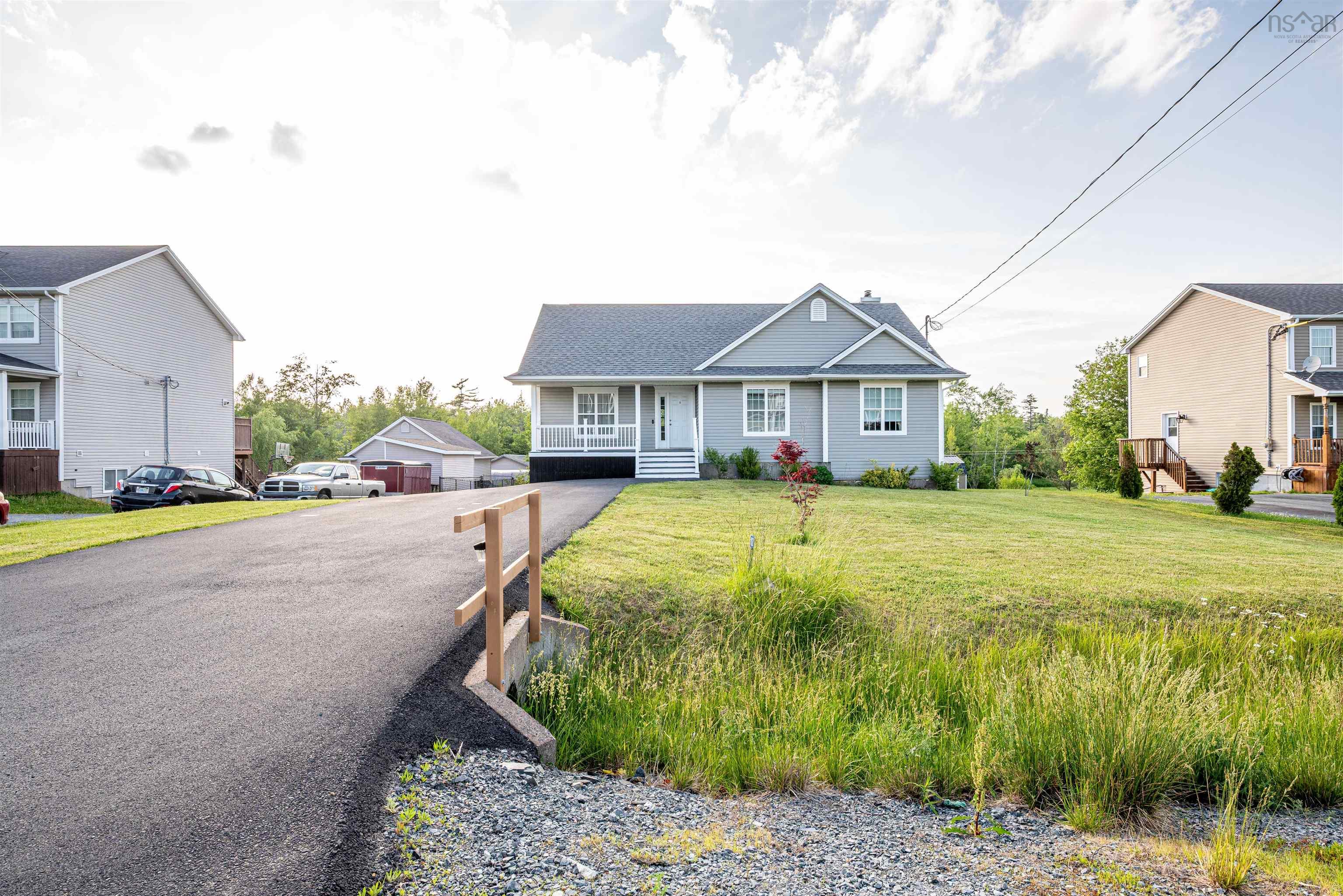 12 Carriage Lane, Enfield NS B2T 1L4 - MLS 202515726