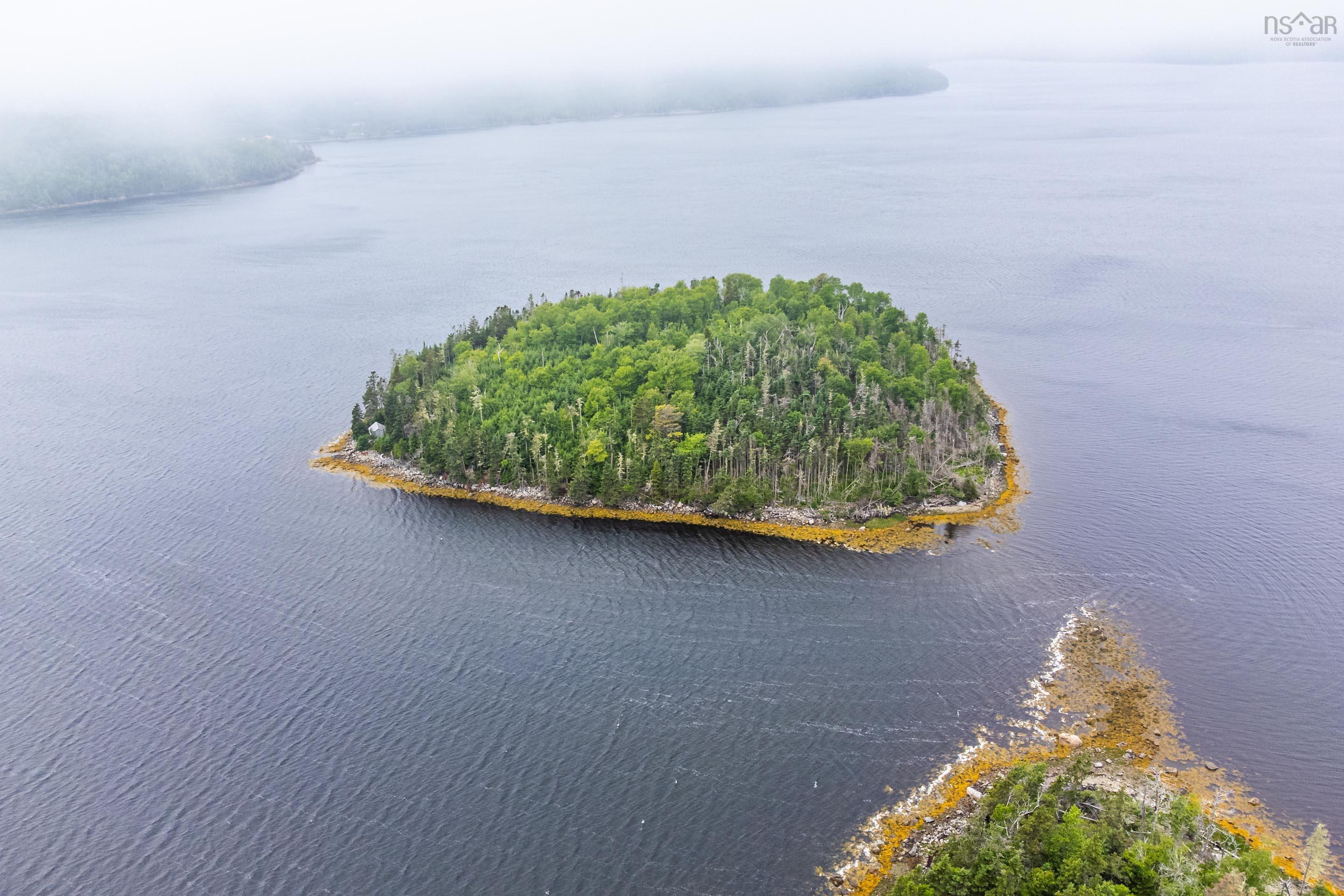 Little Mussell Island, East Ship Harbour NS B0J 2L0 - MLS 202515733