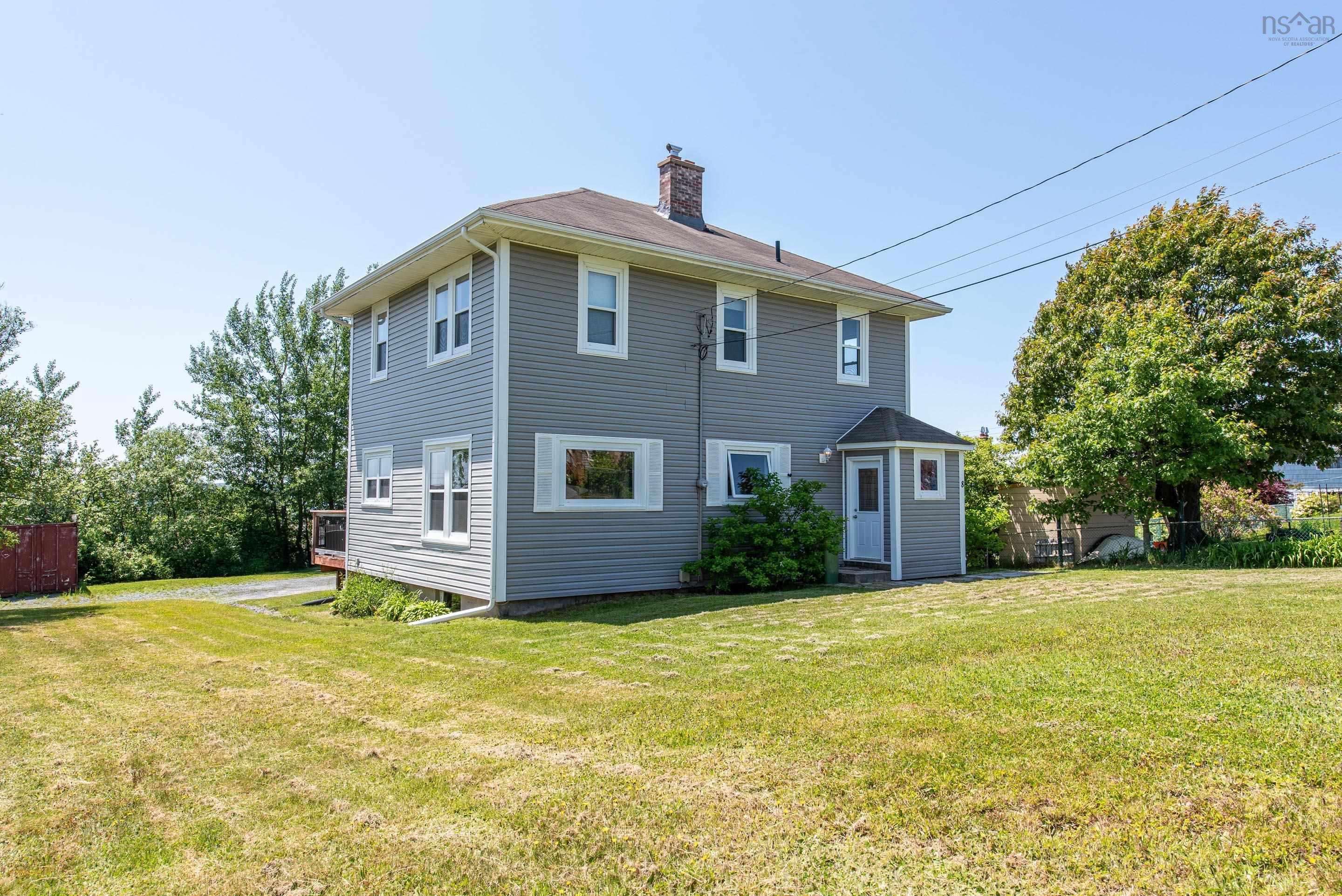 8 Woodside Avenue, Dartmouth NS B2W 1B3 - MLS 202515775