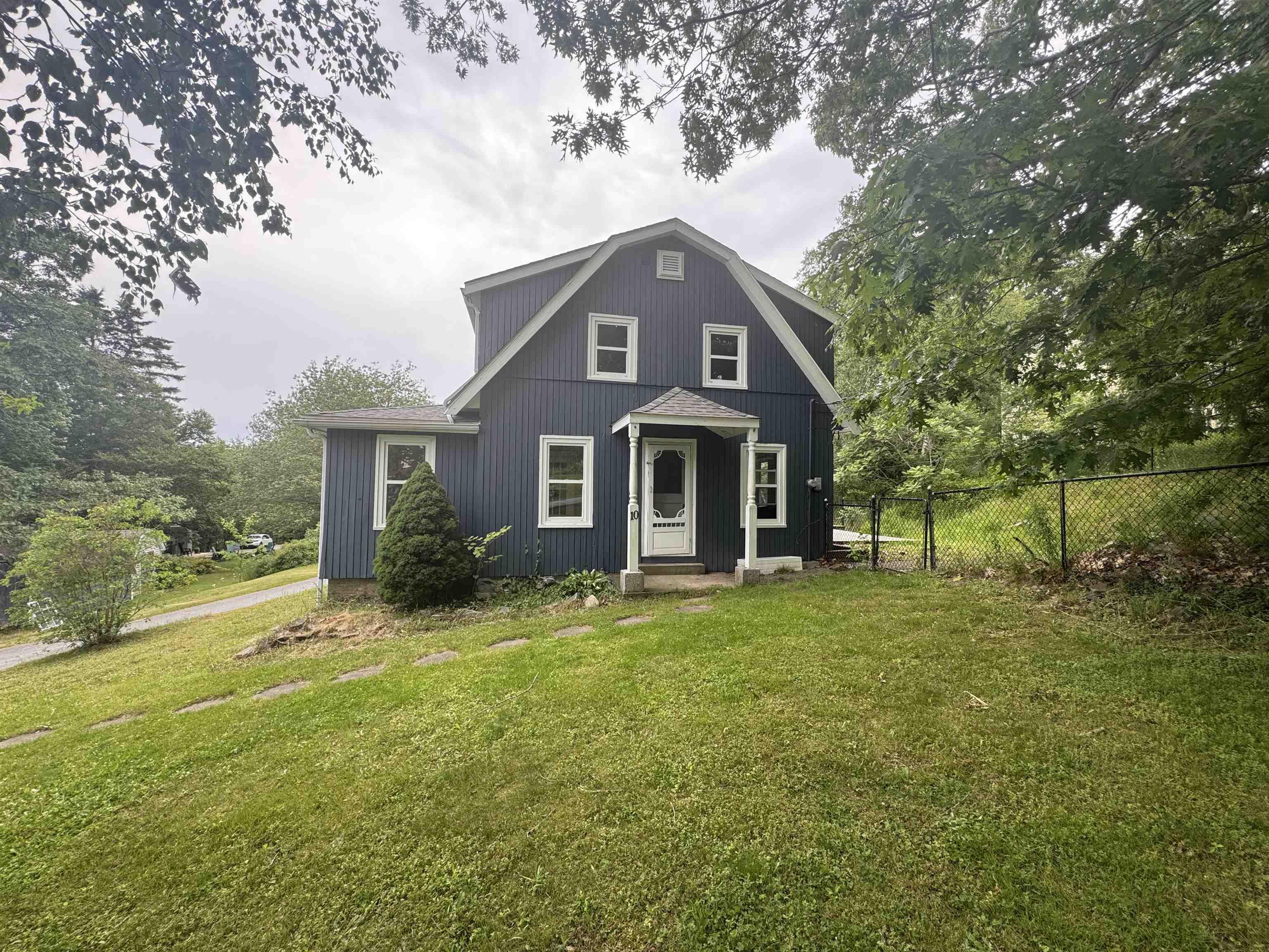 10 North Street, Bedford NS B4A 2M9 - MLS 202515951