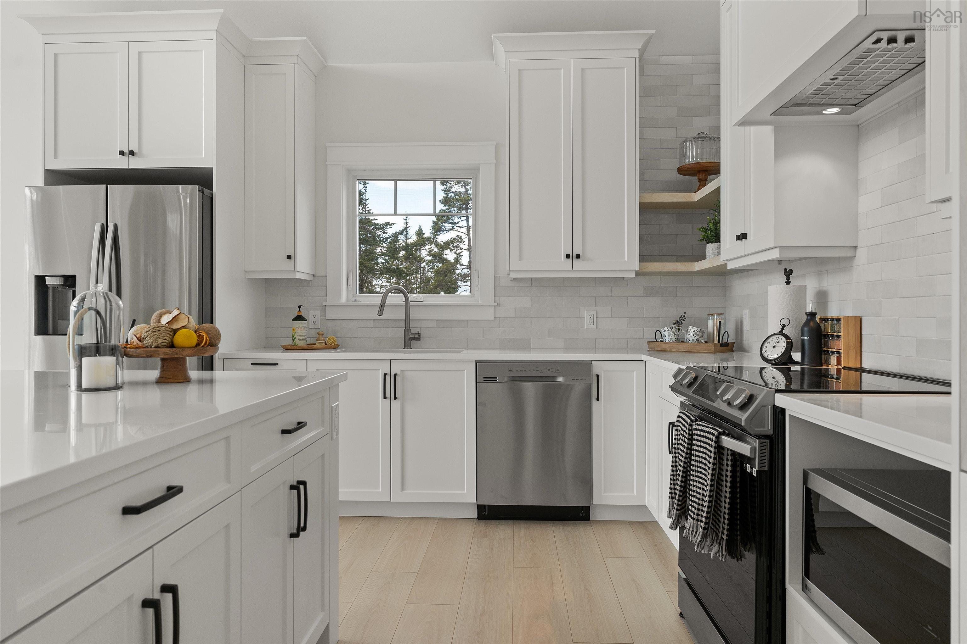 Thumbnail image for 667 Shad Point Parkway MLS<sup>®</sup> 202408224