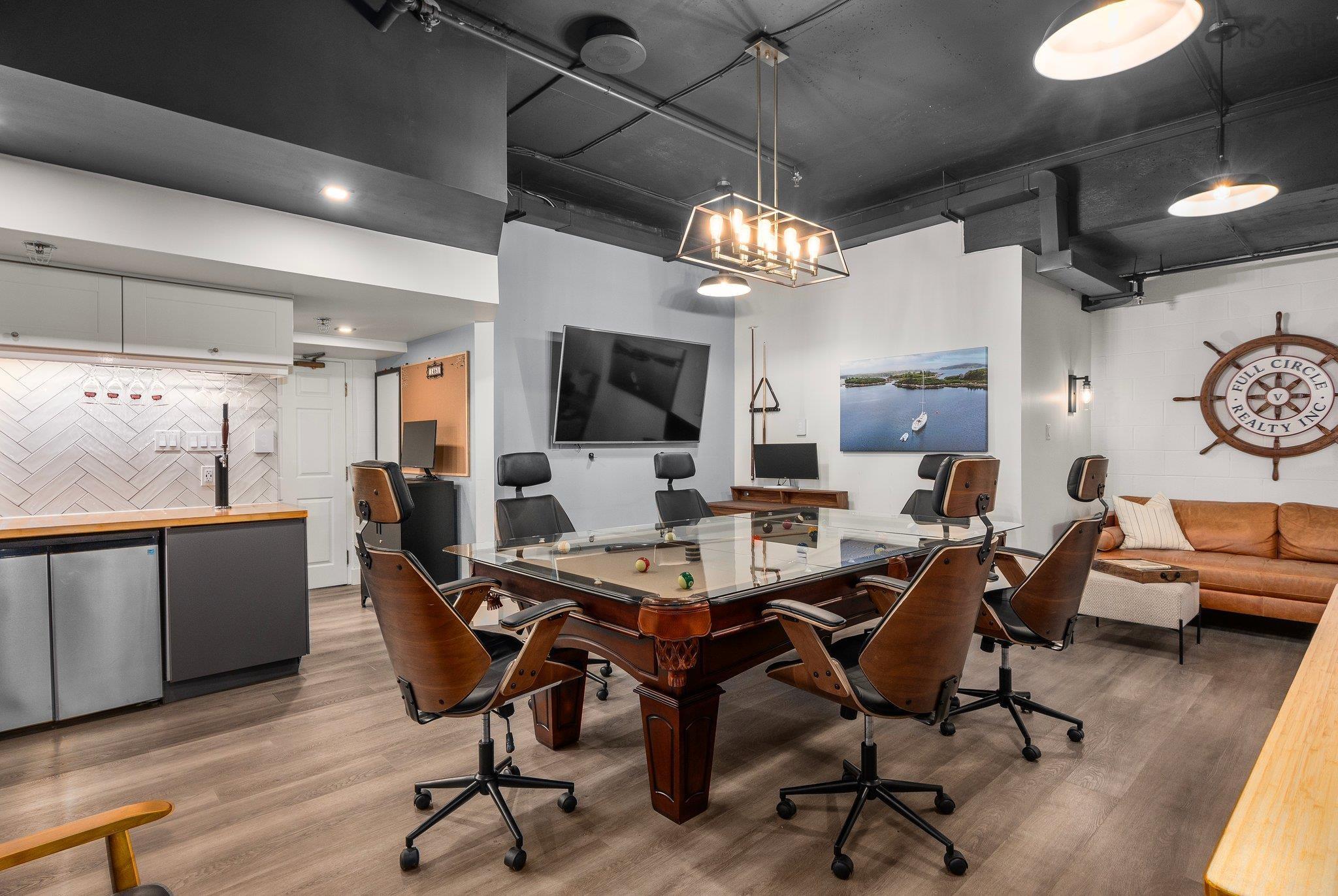 Thumbnail image for 1200 1461 Brenton Street MLS<sup>®</sup> 202423692