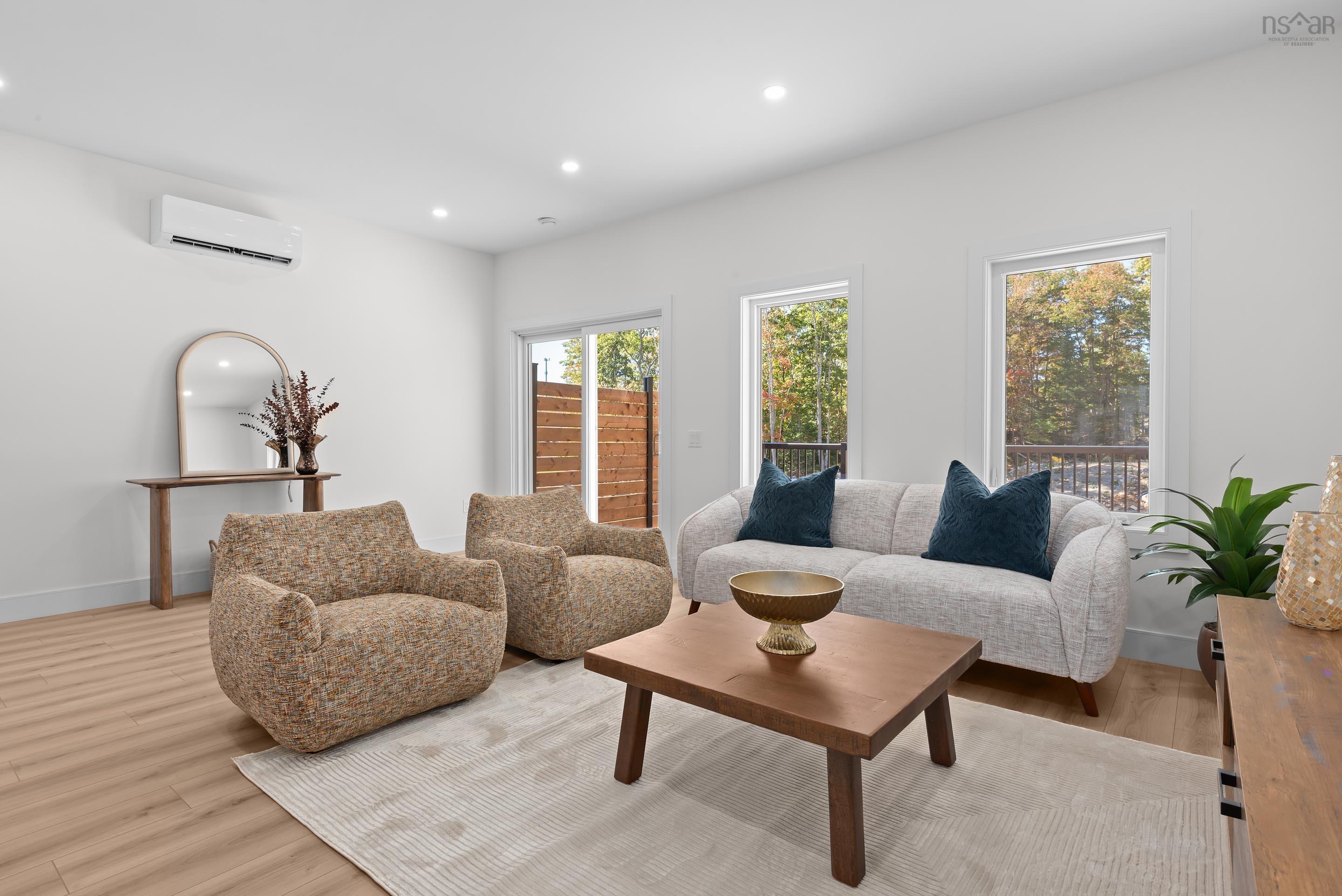 Thumbnail image for 148 Colonial Crescent MLS<sup>®</sup> 202509285