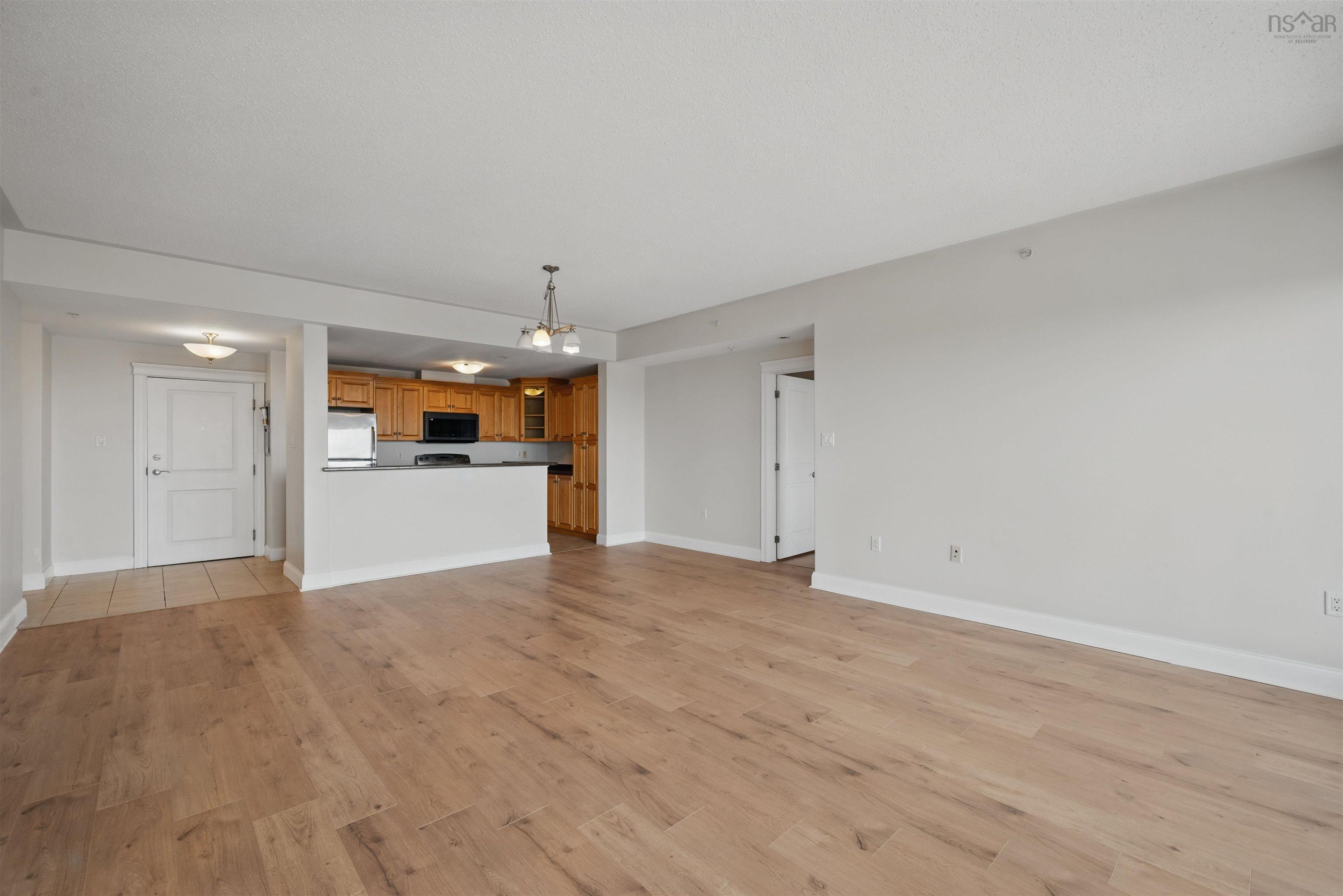 Thumbnail image for 901 60 Walter Havill Drive MLS<sup>®</sup> 202509802