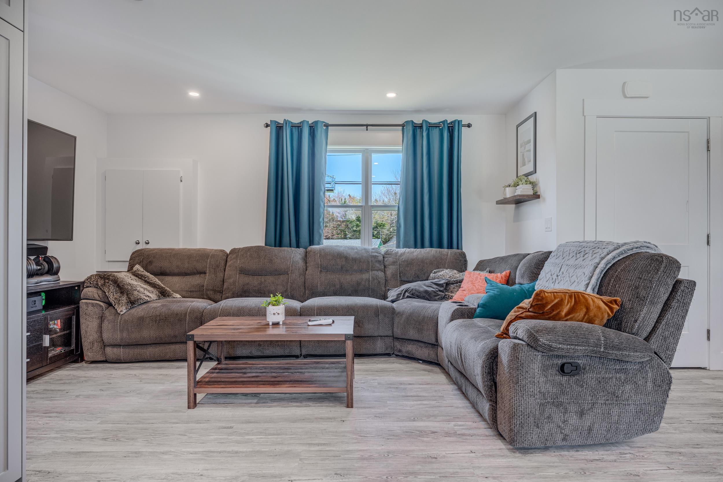 Thumbnail image for 29 Club Road MLS<sup>®</sup> 202512439