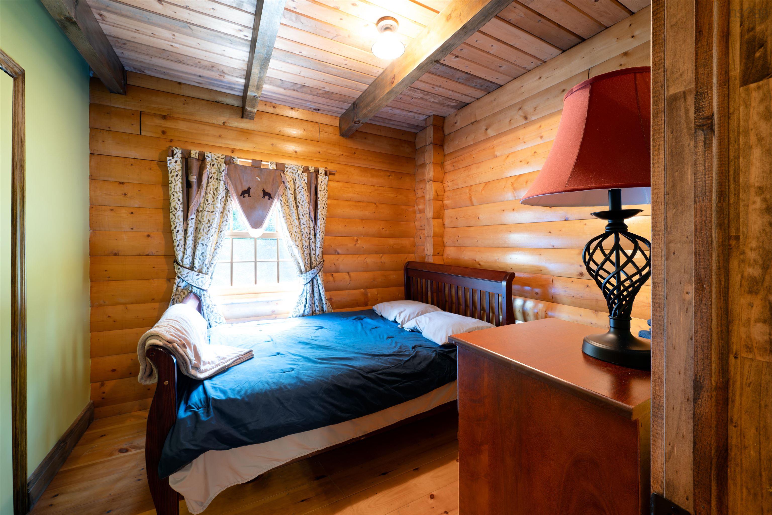 Thumbnail image for 4859 Highway 224 MLS<sup>®</sup> 202515734