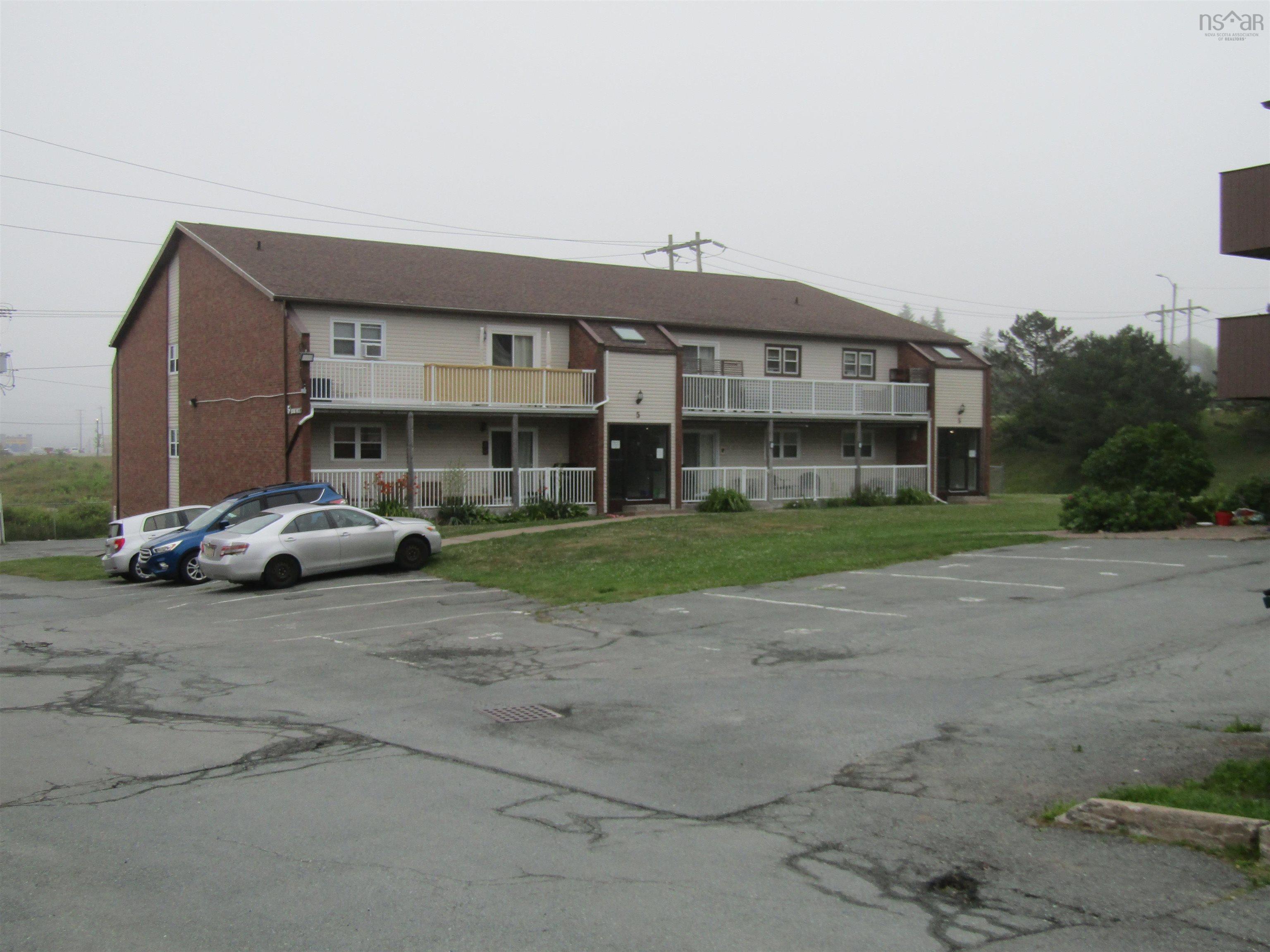 Thumbnail image for 13 5 Rose Way MLS<sup>®</sup> 202517772