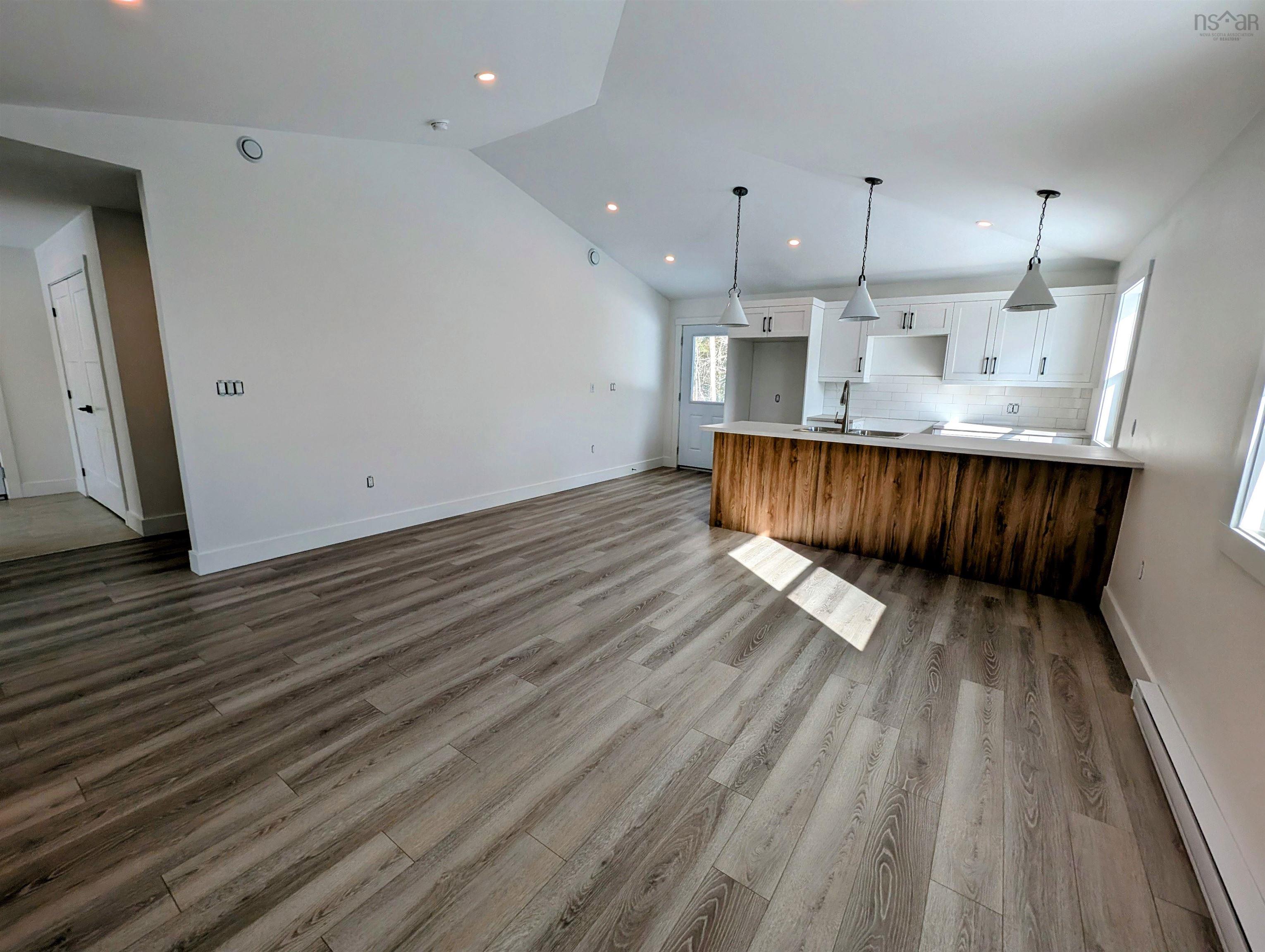 Thumbnail image for 8 Shadebush Walk MLS<sup>®</sup> 202521257