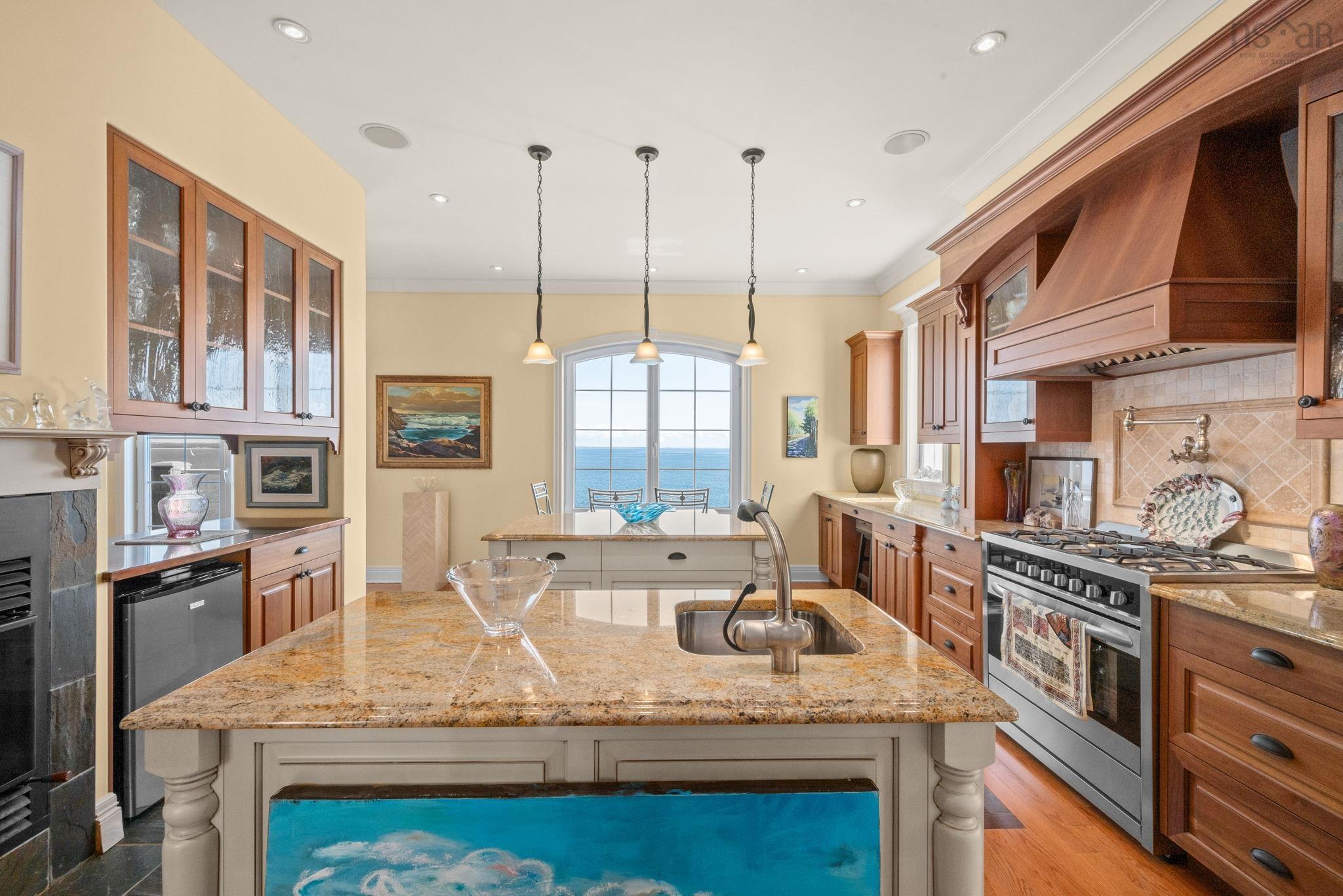 Thumbnail image for 73 Kestrel Court MLS<sup>®</sup> 202522622