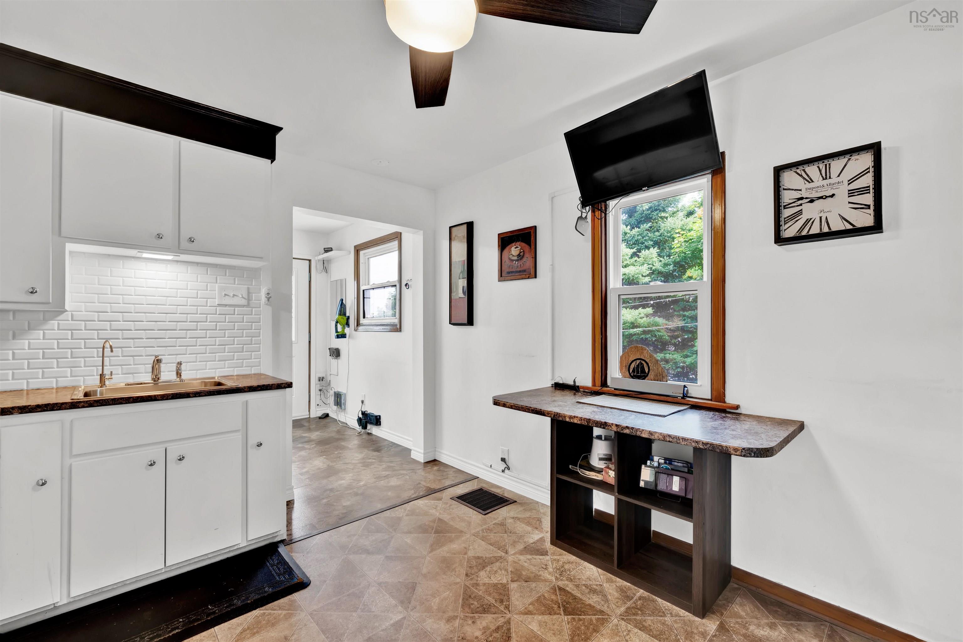 Thumbnail image for 3709 Barrington Street MLS<sup>®</sup> 202523019