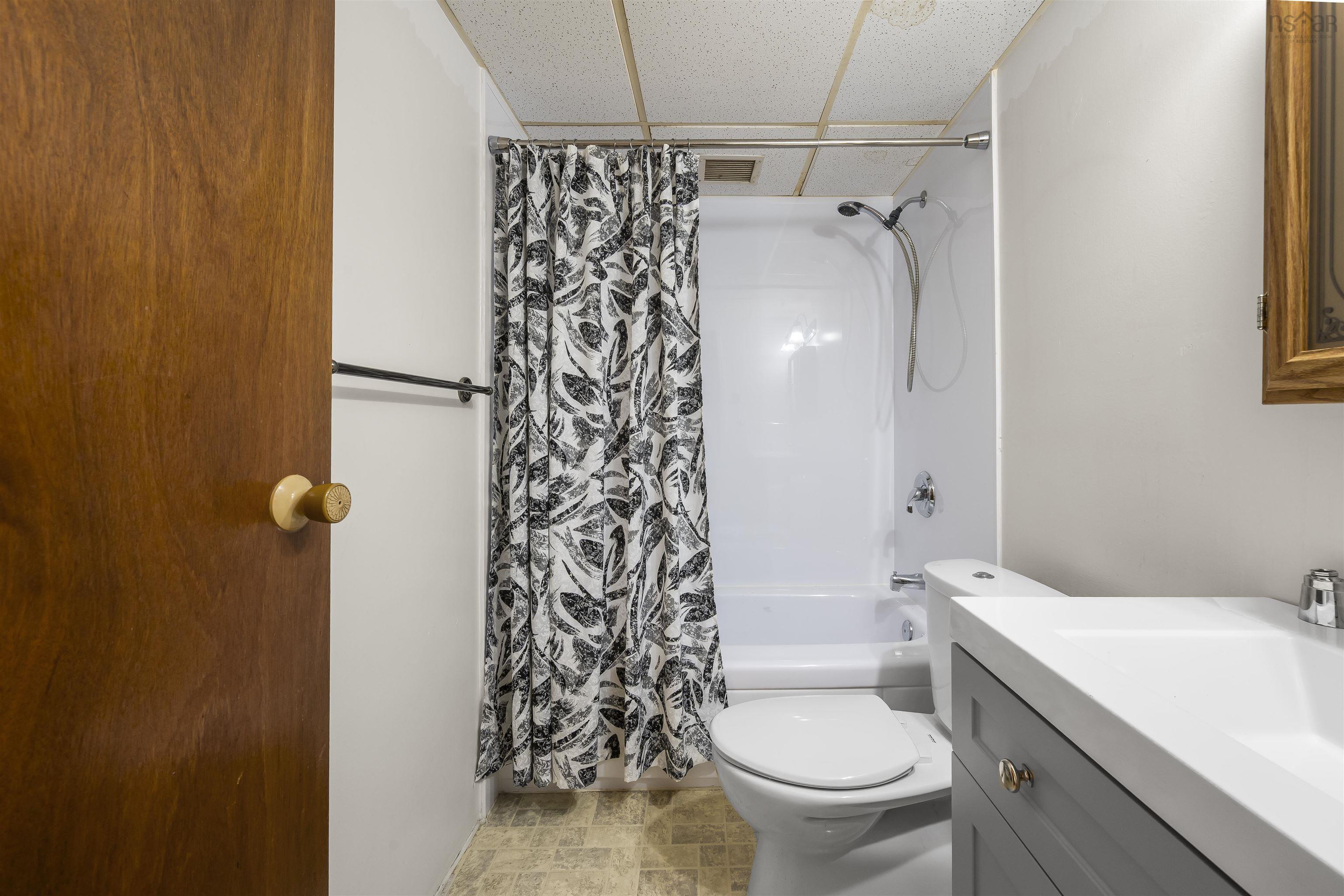 Thumbnail image for 503 5572 Northridge Road MLS<sup>®</sup> 202523400