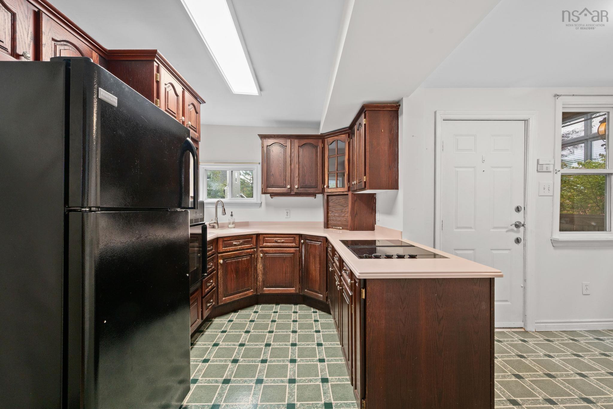 Thumbnail image for 5726 Willow Street MLS<sup>®</sup> 202523945