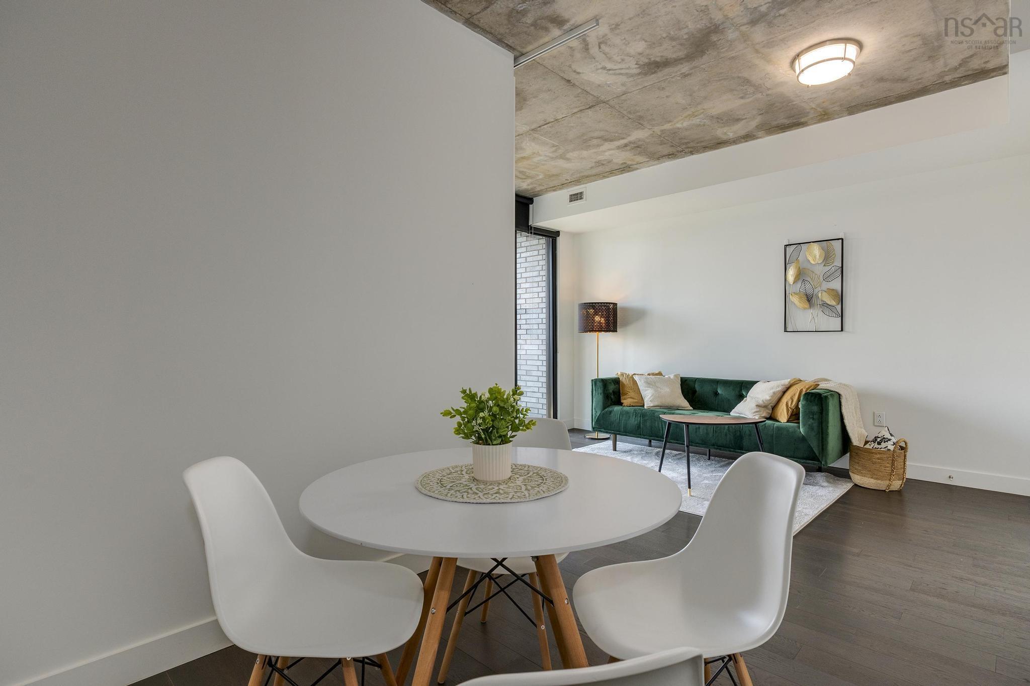 Thumbnail image for 813 1048 Wellington Street MLS<sup>®</sup> 202525017