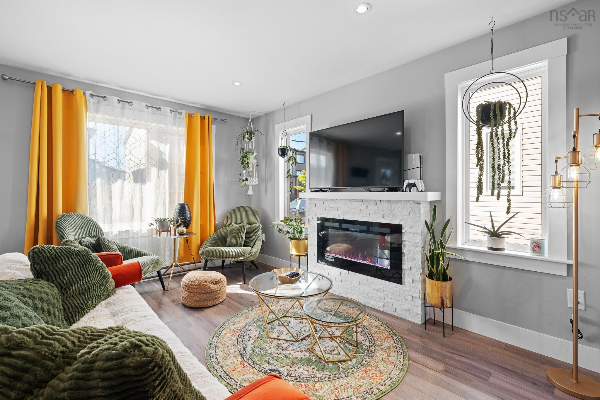 Thumbnail image for 202 Titanium Crescent MLS<sup>®</sup> 202525174